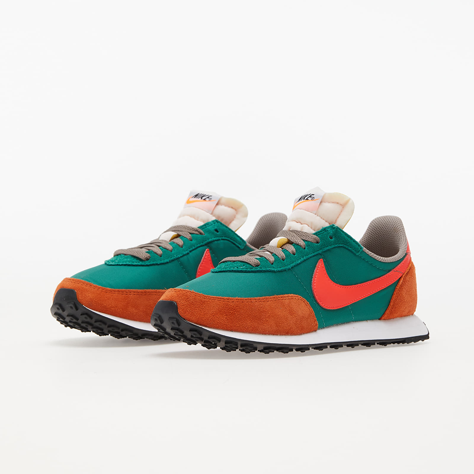 Herren Sneaker und Schuhe Nike Waffle Trainer 2 SP Green Noise/ Bright Crimson-Sport Spice