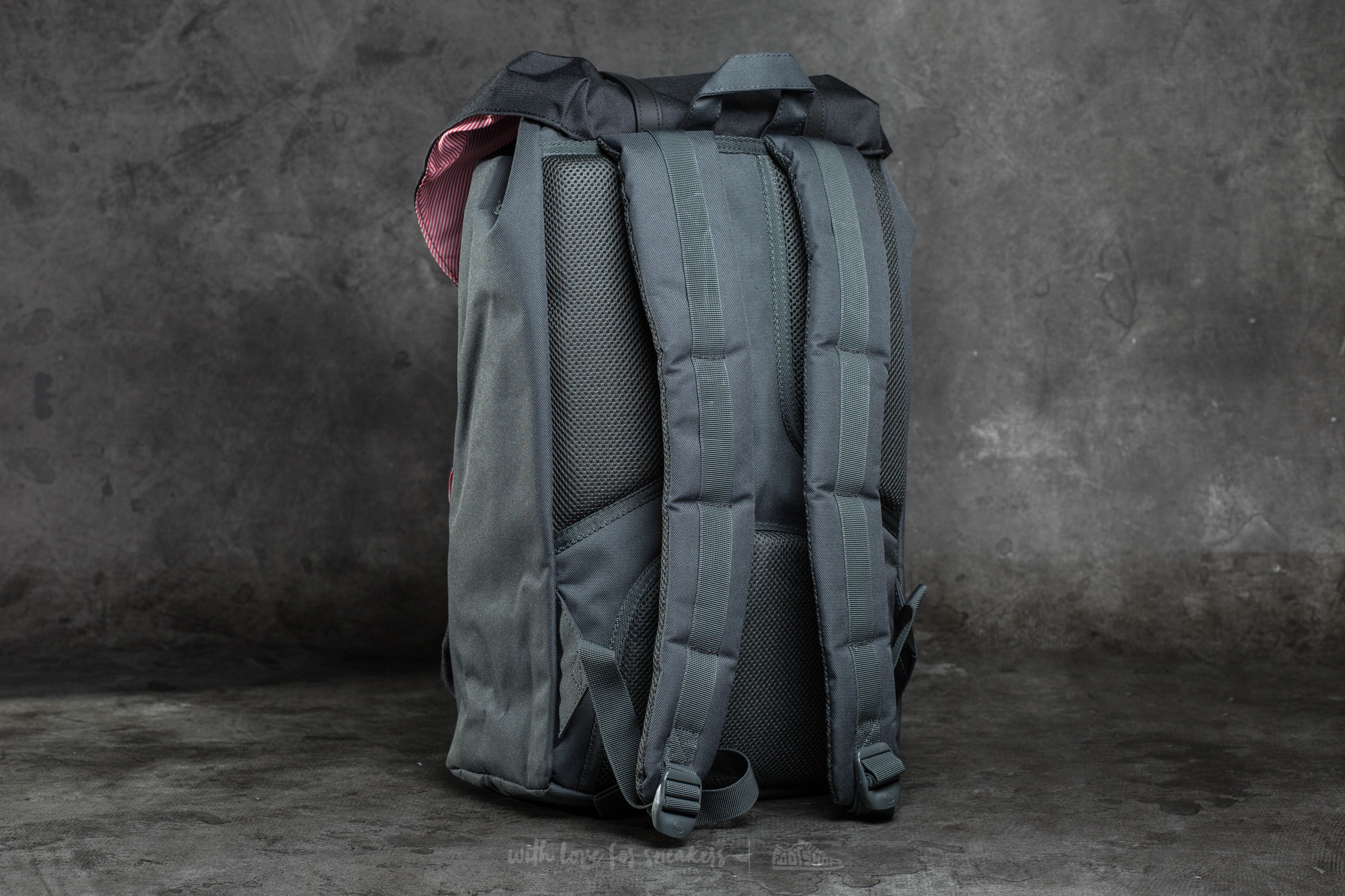 Herschel little america dark shadow online