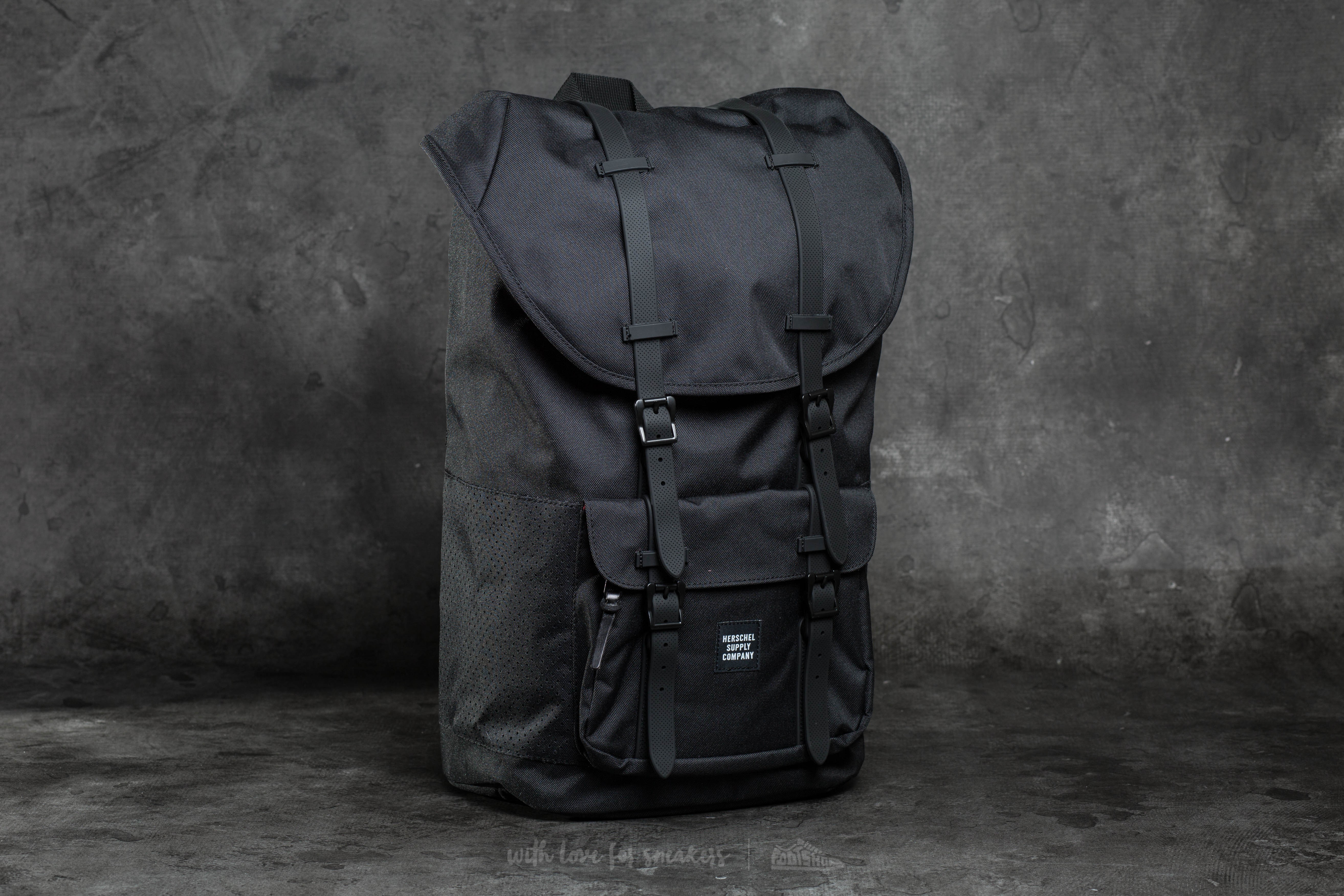 Accessories Herschel Supply Co. Little America Backpack Black Black Rubber Footshop