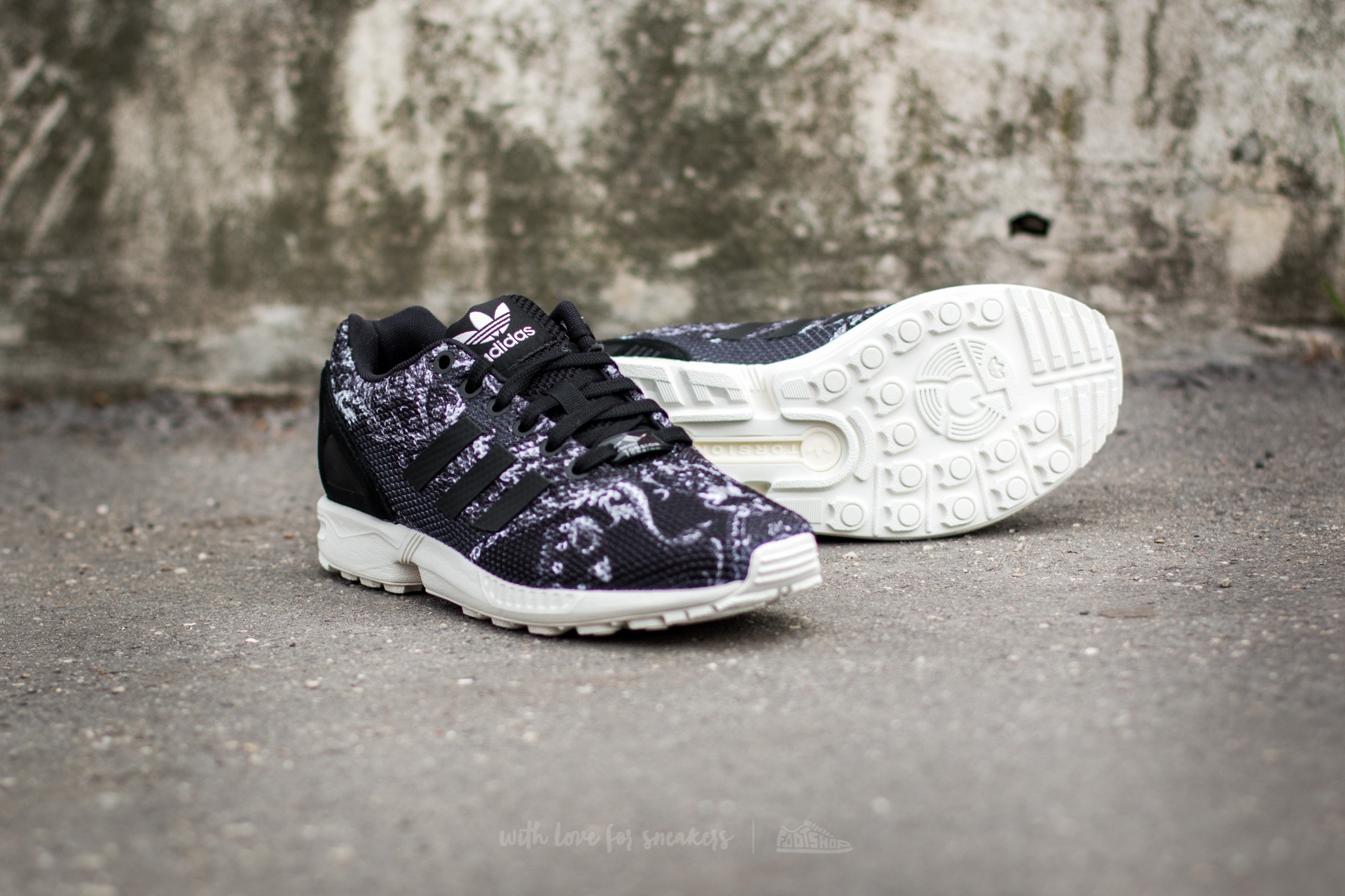 Damesschoenen adidas ZX Flux W Core Black/ Core Black/ Off White