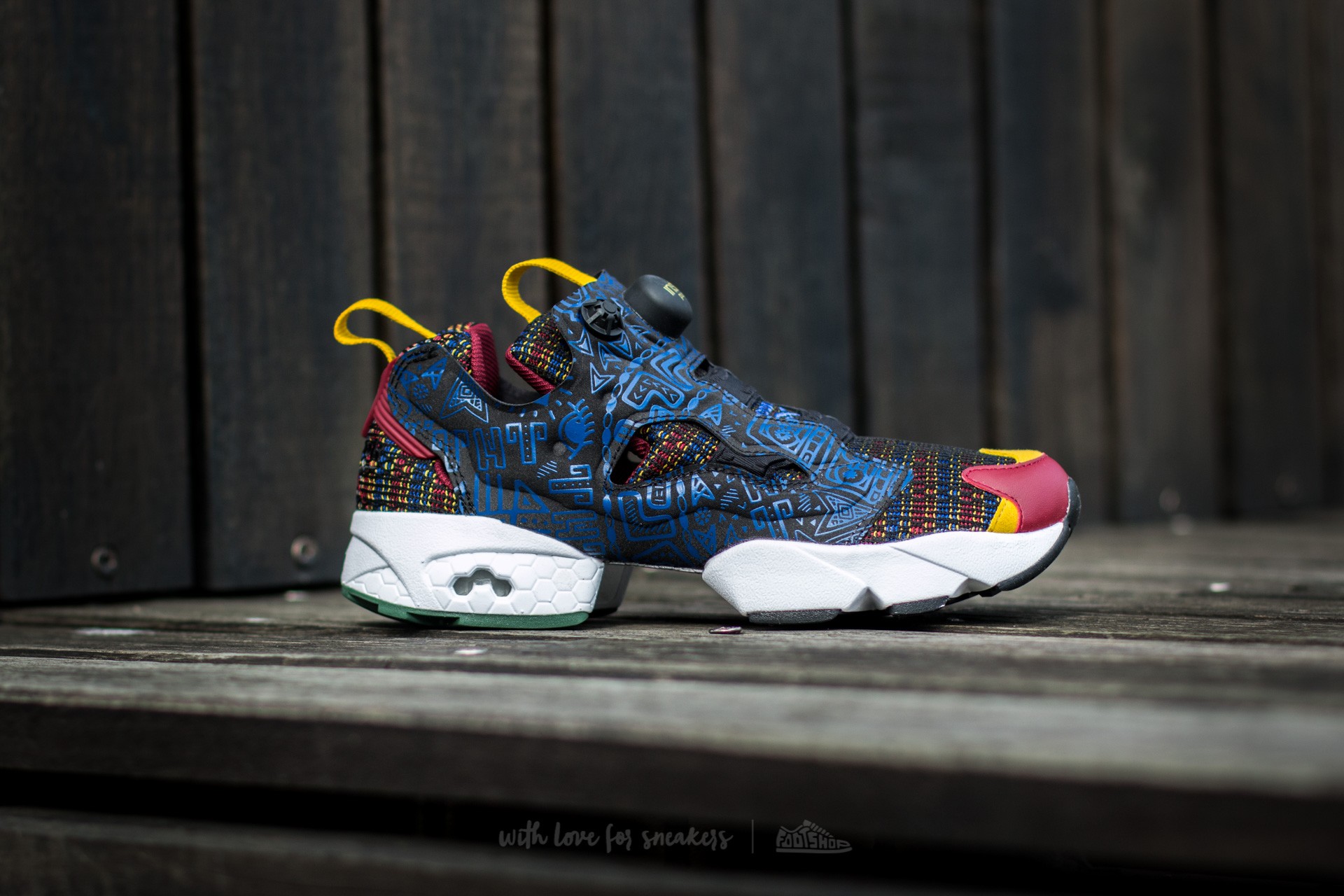 Buty damskie Reebok Instapump Fury African Pack Black/ White/ Merlot/ Green/ Ryl