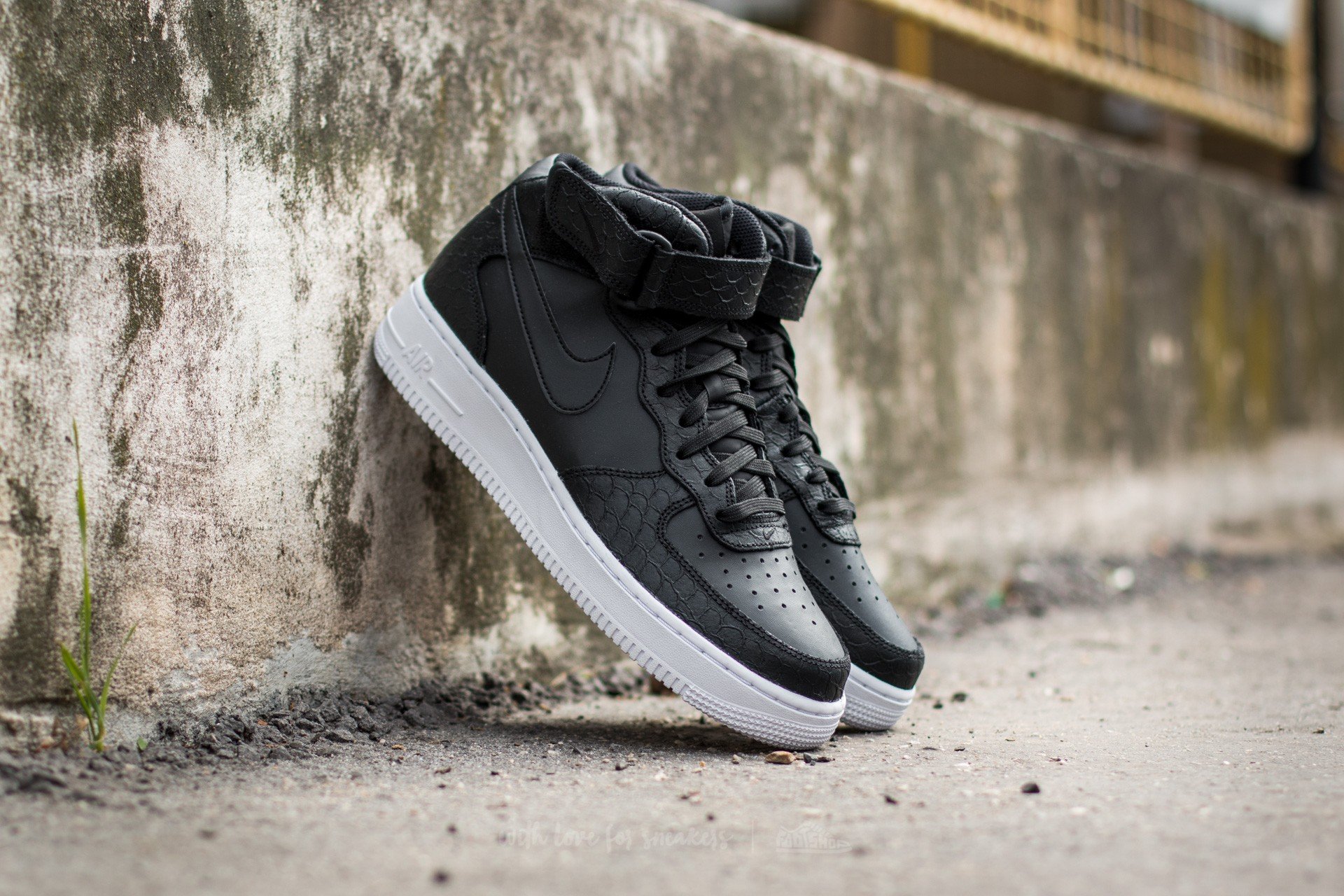 Af1 lv8 mid online