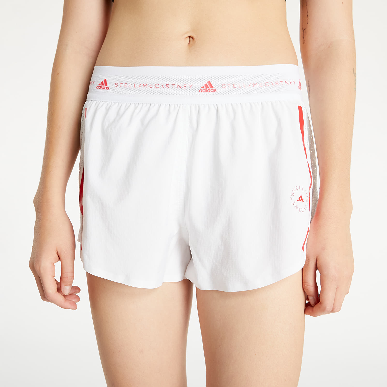 Shorts adidas x Stella McCartney Truepace Shorts White (GU9476