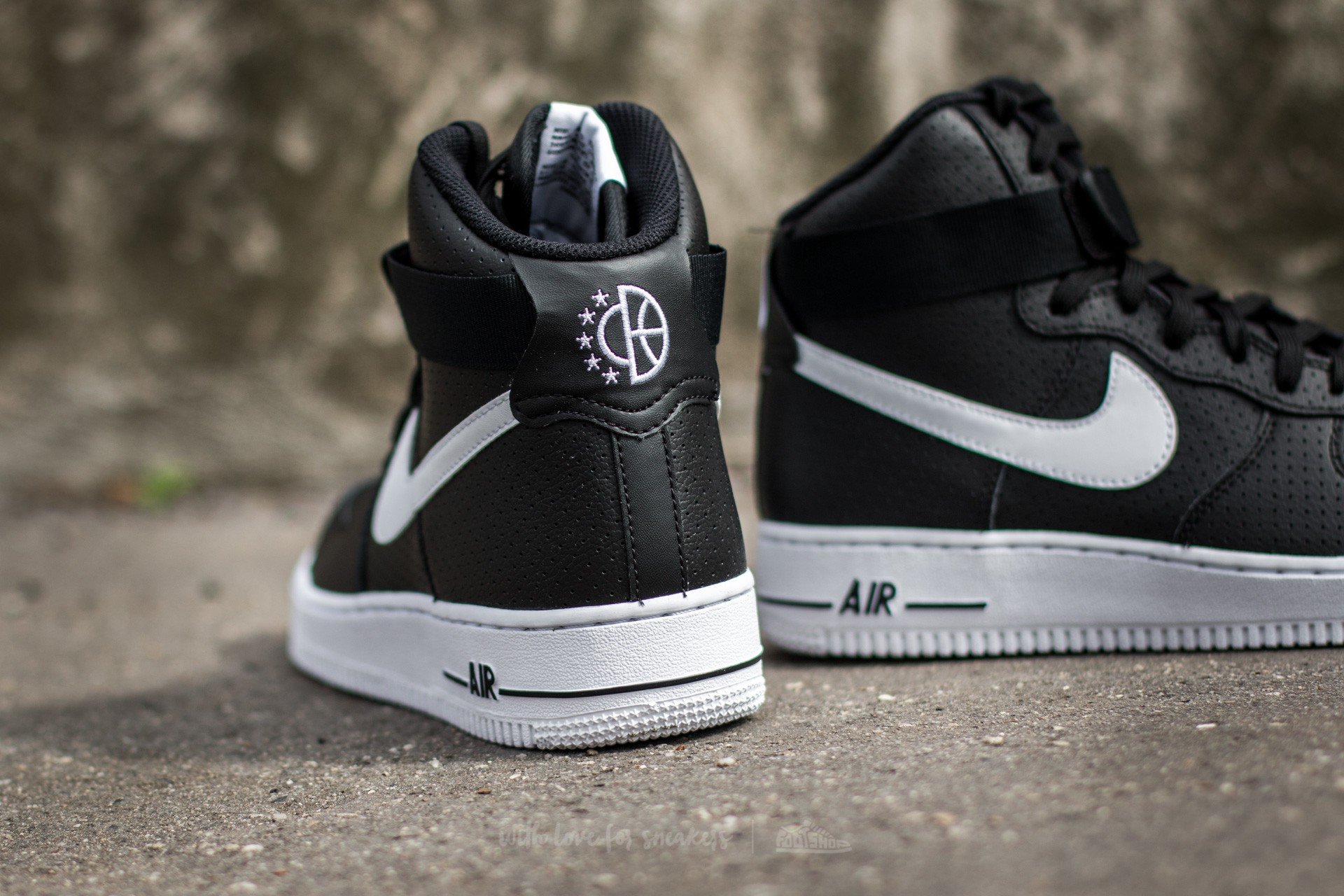 Black and white high top af1 cheap