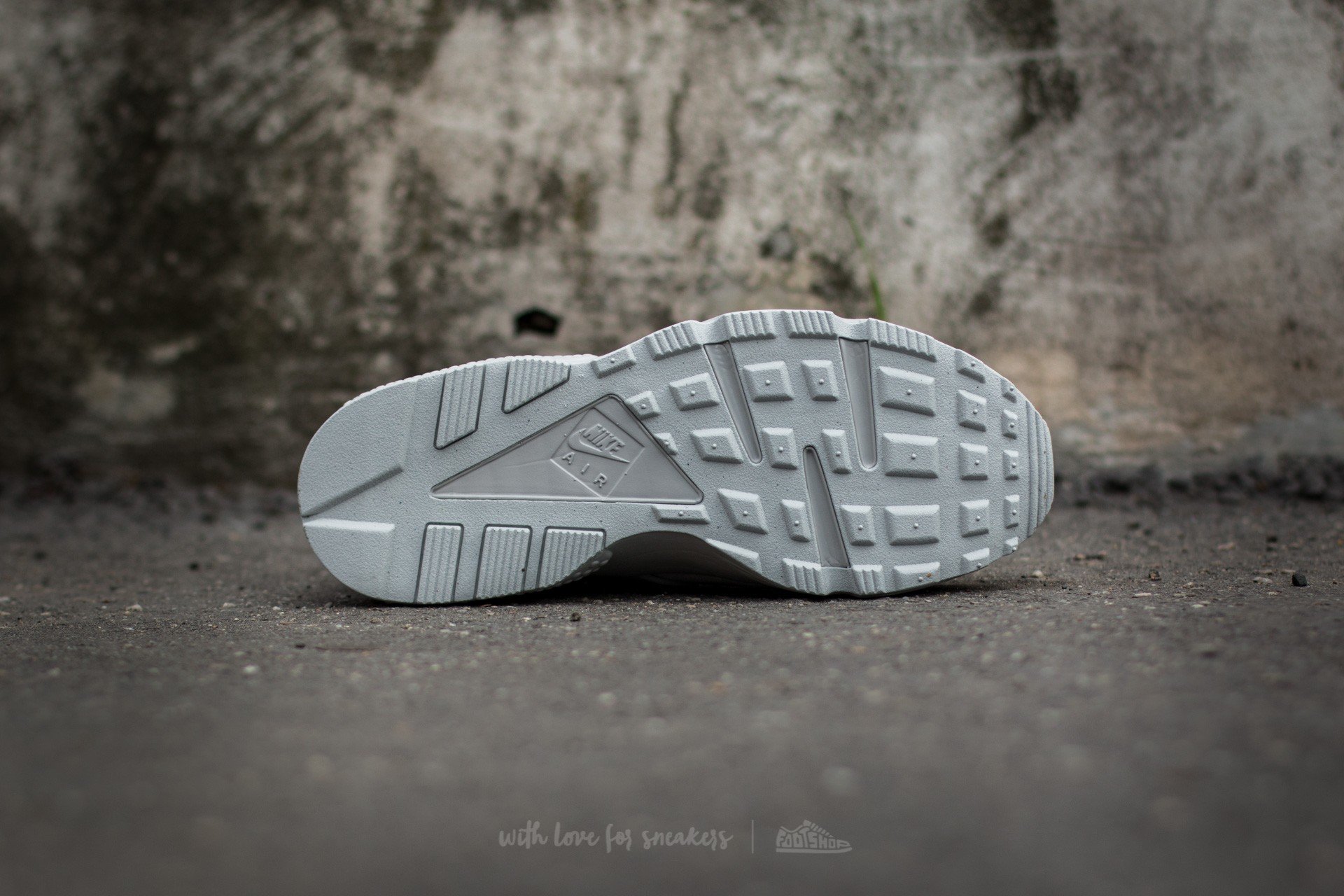 Ανδρικά παπούτσια Nike Air Huarache Run Premium Neutral Grey/ Neutral Grey