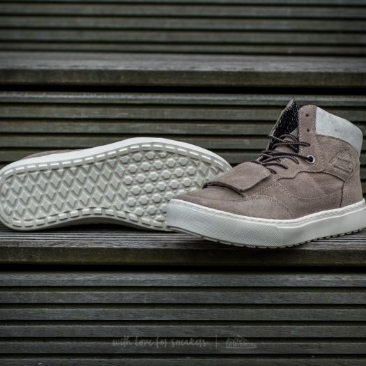 Men s shoes Vans Mountain Edition Waxed Suede Hummus Footshop
