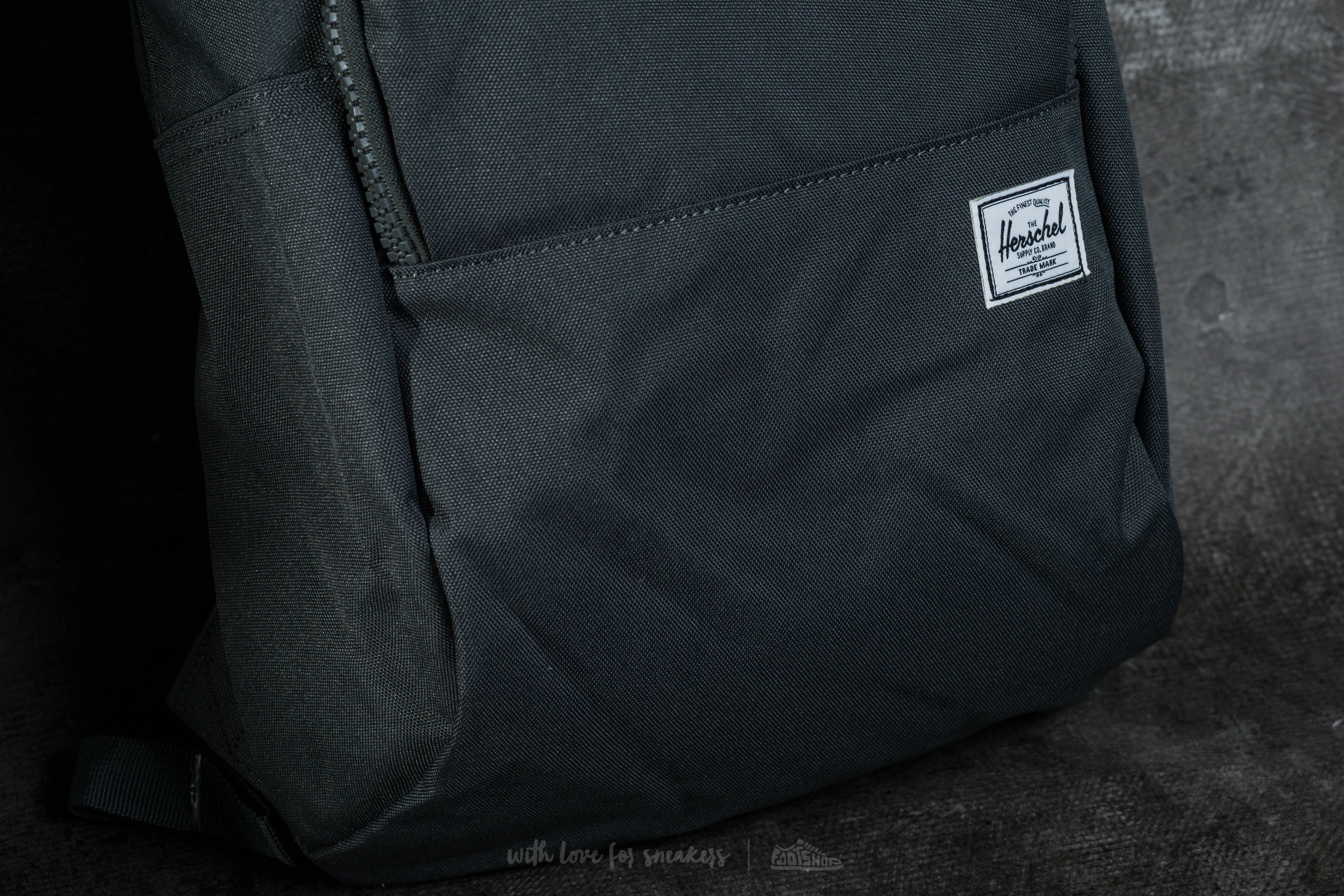 Herschel nelson outlet backpack