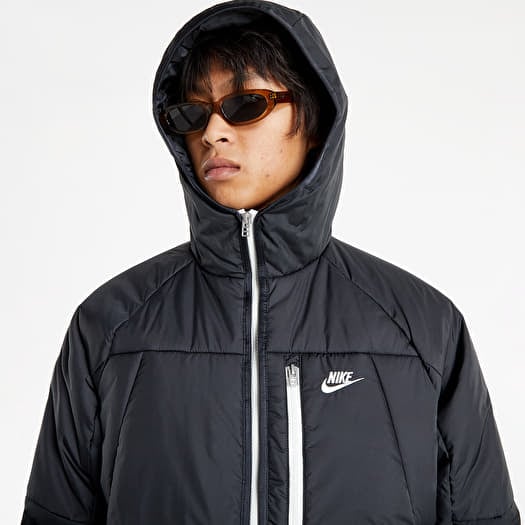 M nike 2025