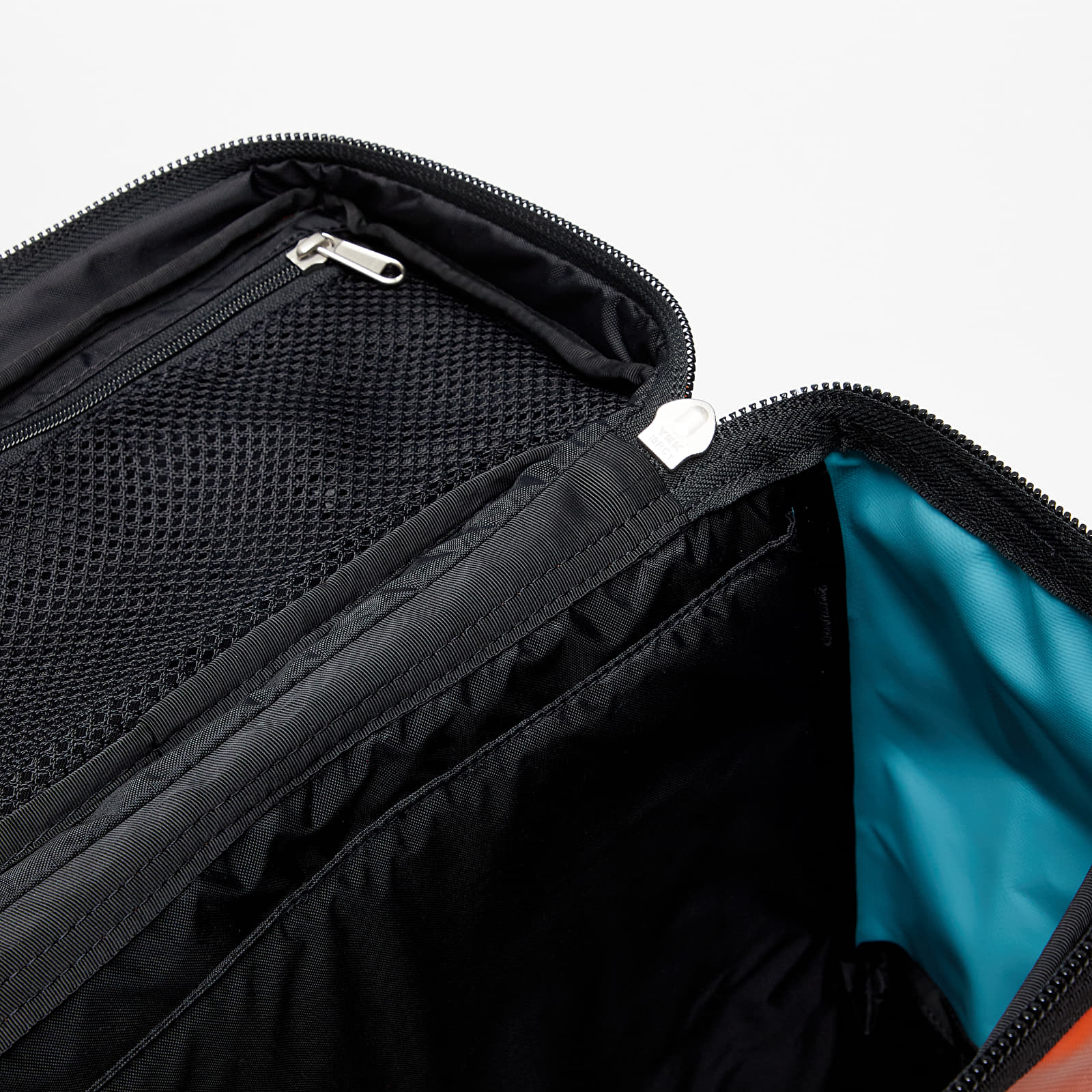 The north face stratoliner toiletry kit cheap