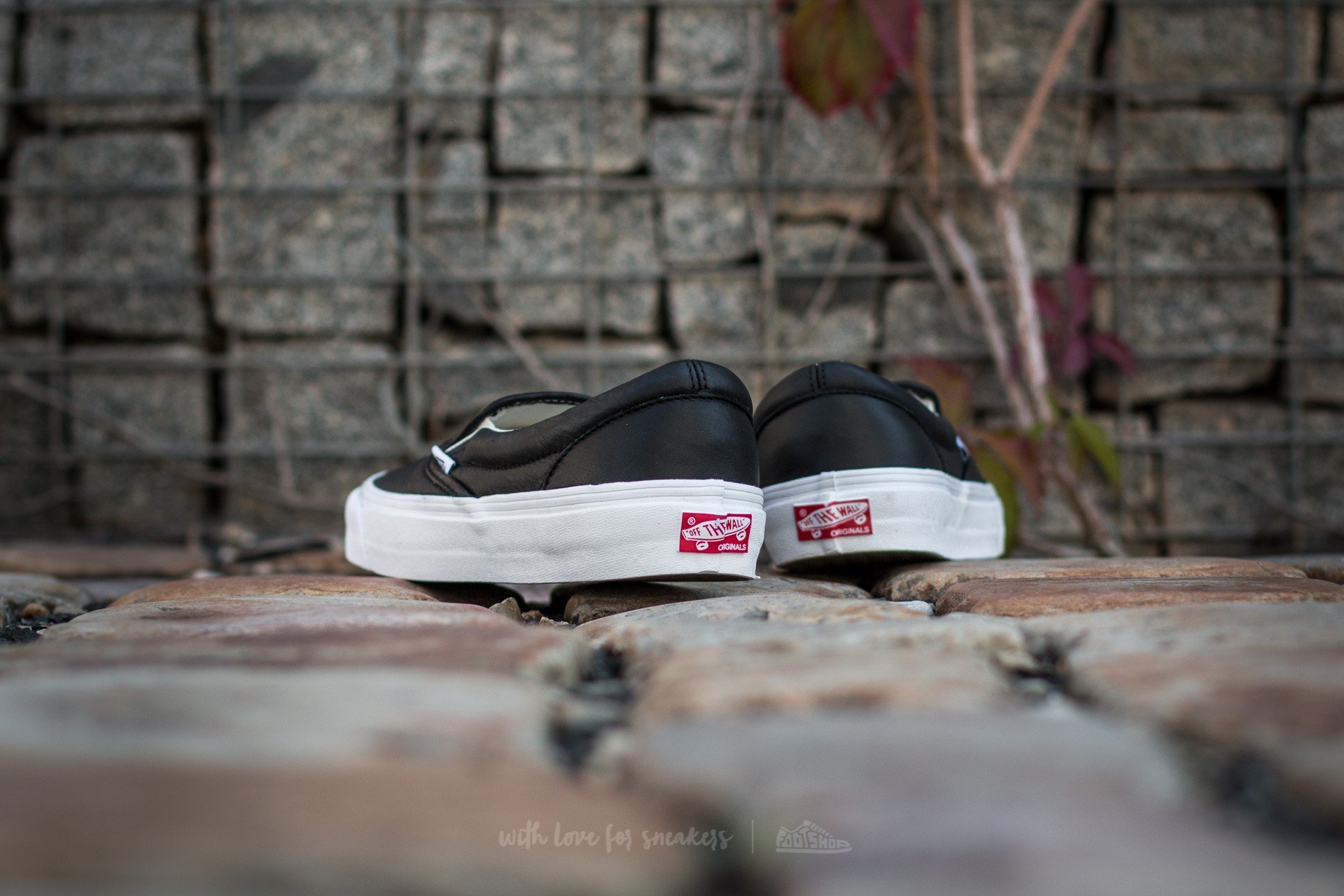 Zapatillas Hombre Vans OG Classic Slip-On VLT Black