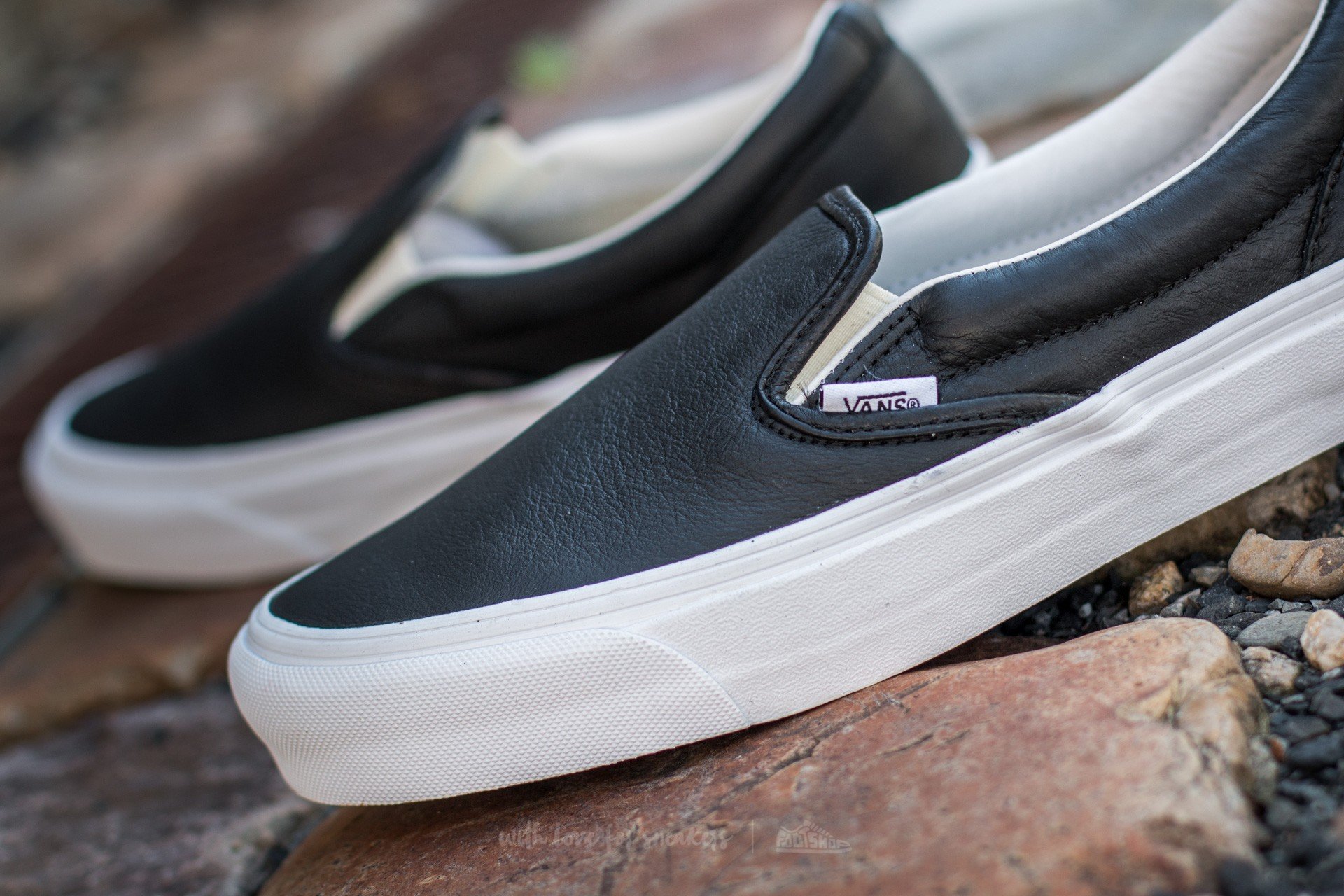 Zapatillas Hombre Vans OG Classic Slip-On VLT Black