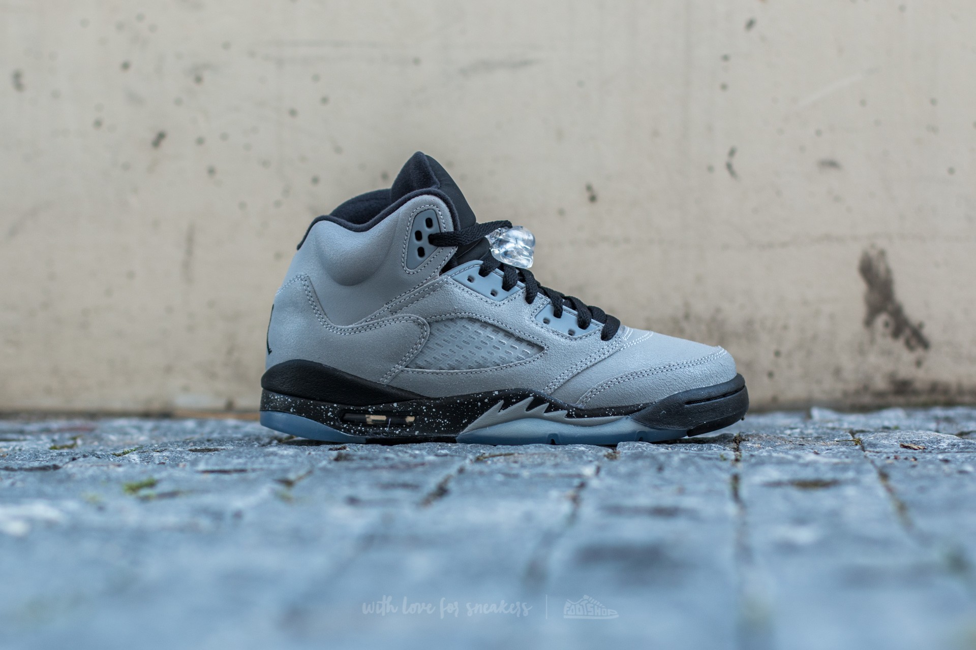 Women s shoes Air Jordan 5 Retro GG Wolf Grey Black Black