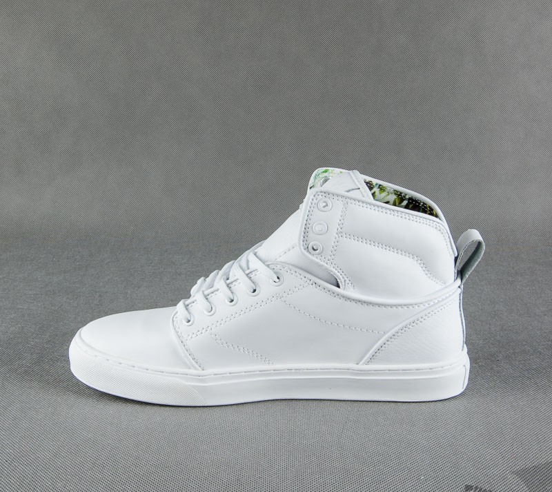 Men s shoes Vans Alomar Reptile White White Footshop