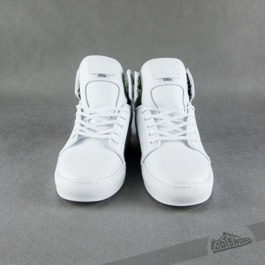 Vans alomar white top