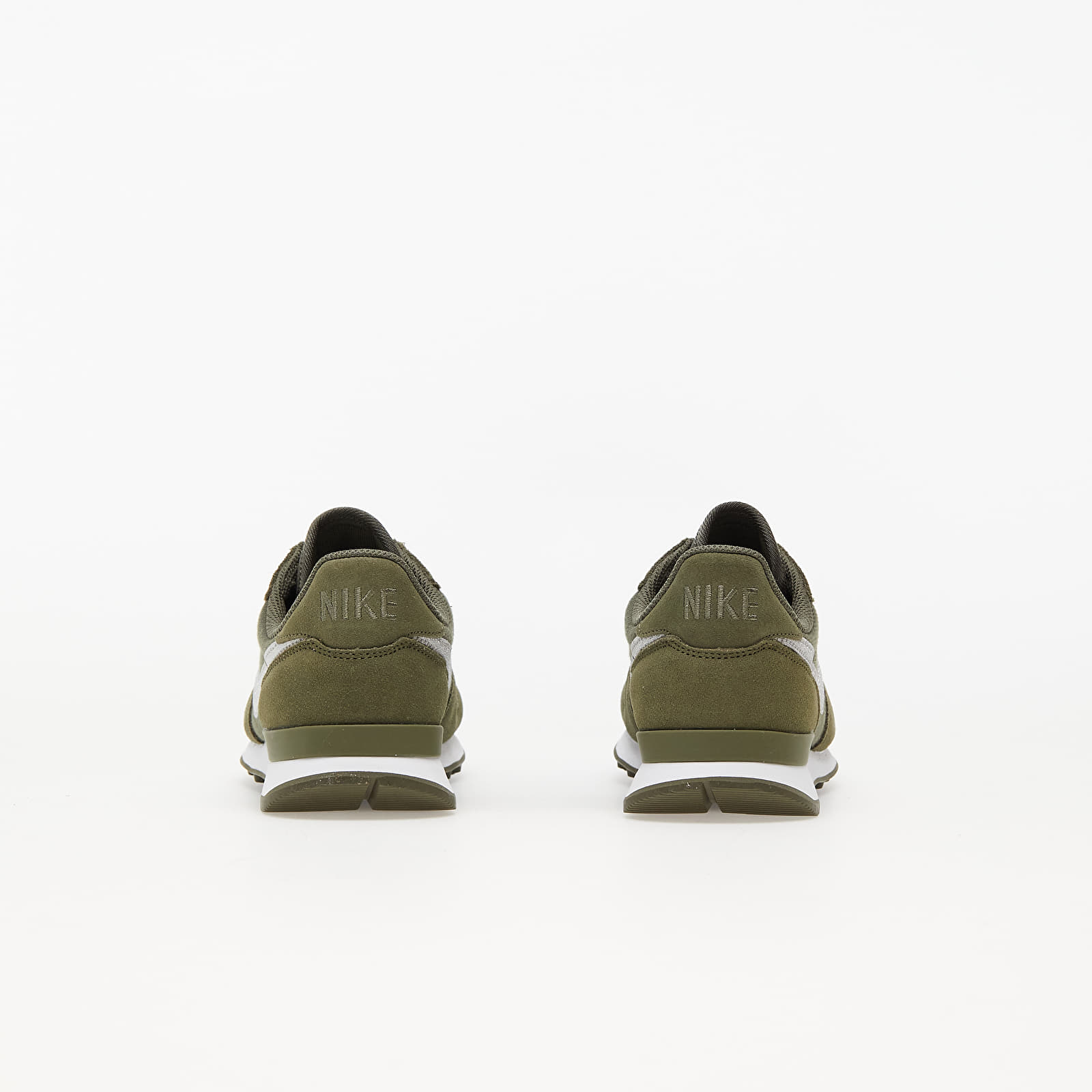Women's shoes Nike W Internationalist Medium Olive/ Medium Olive-White