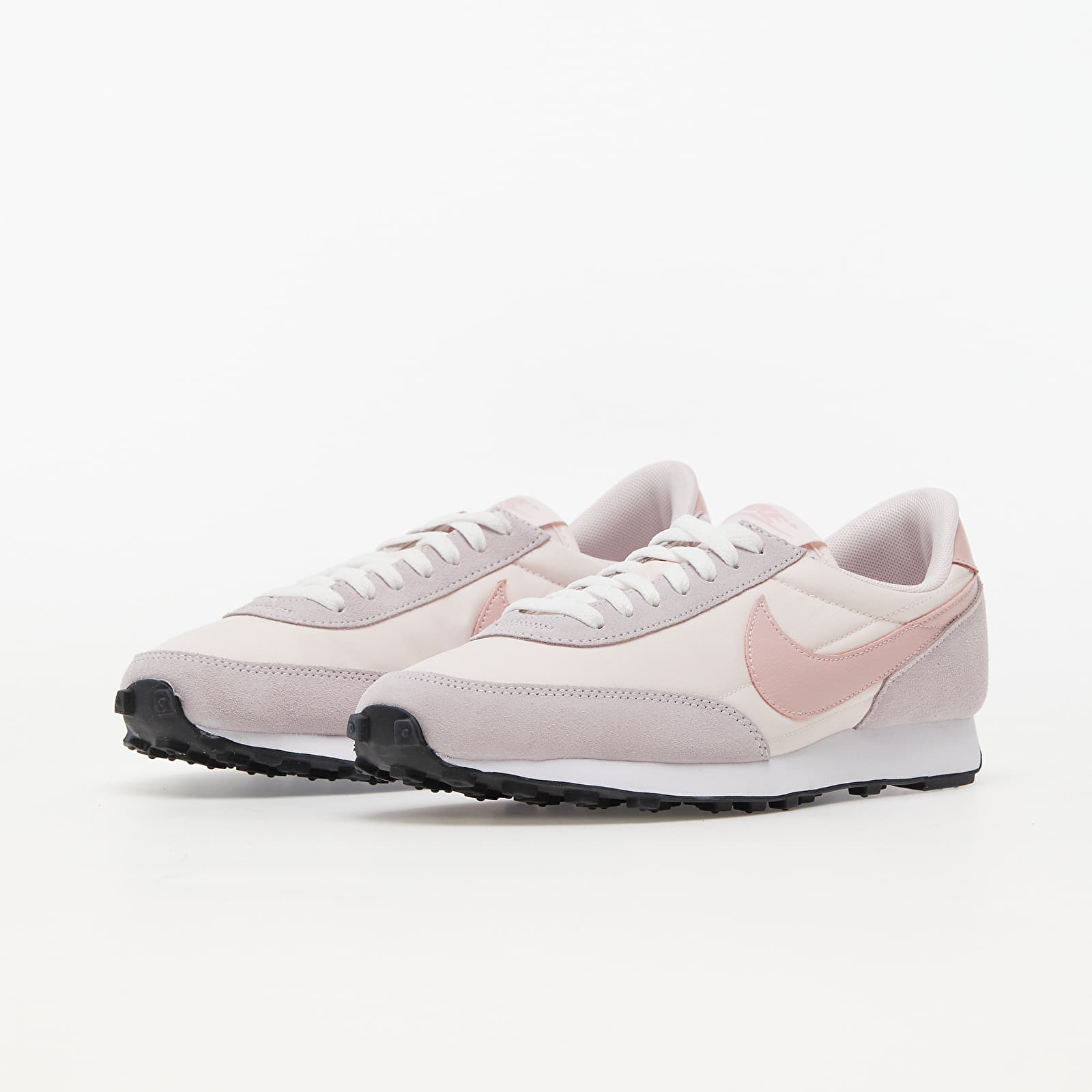 Women s shoes Nike Wmns Daybreak Light Soft Pink Pink Glaze