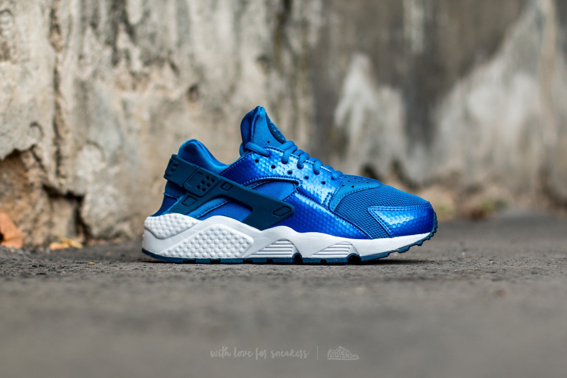 Huarache blue hot sale and gold