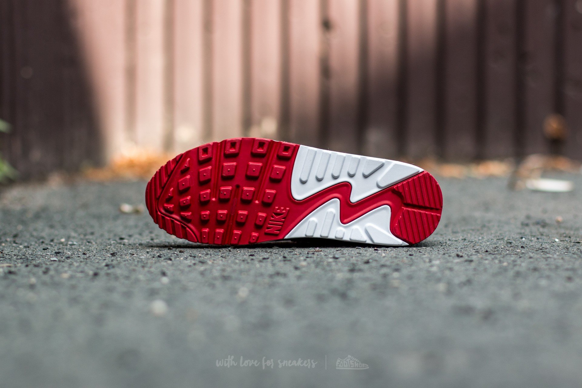 Herren Sneaker und Schuhe Nike Air Max 90 Essential Gym Red/ White-Black-White