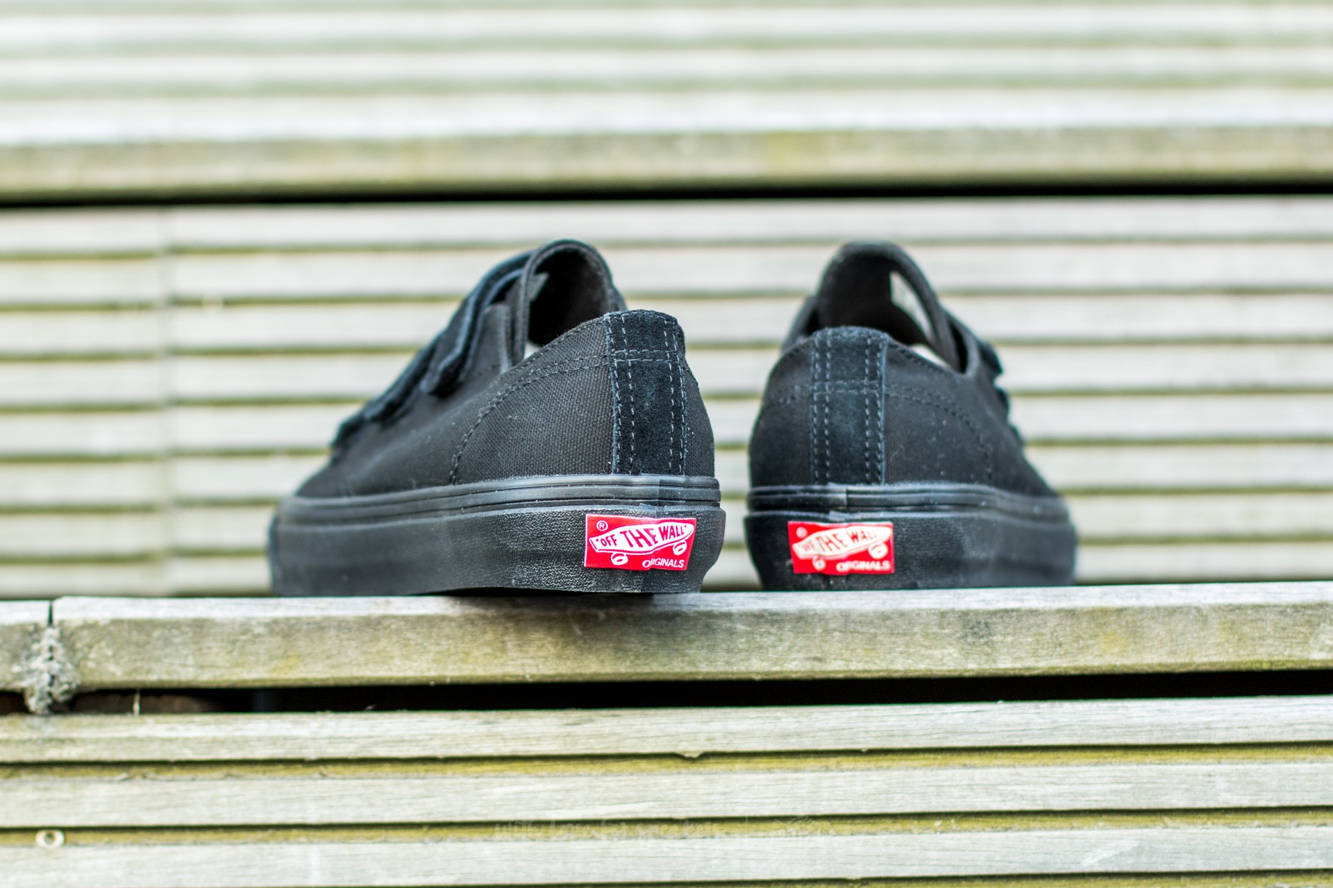 Vans prison hotsell issue old skool