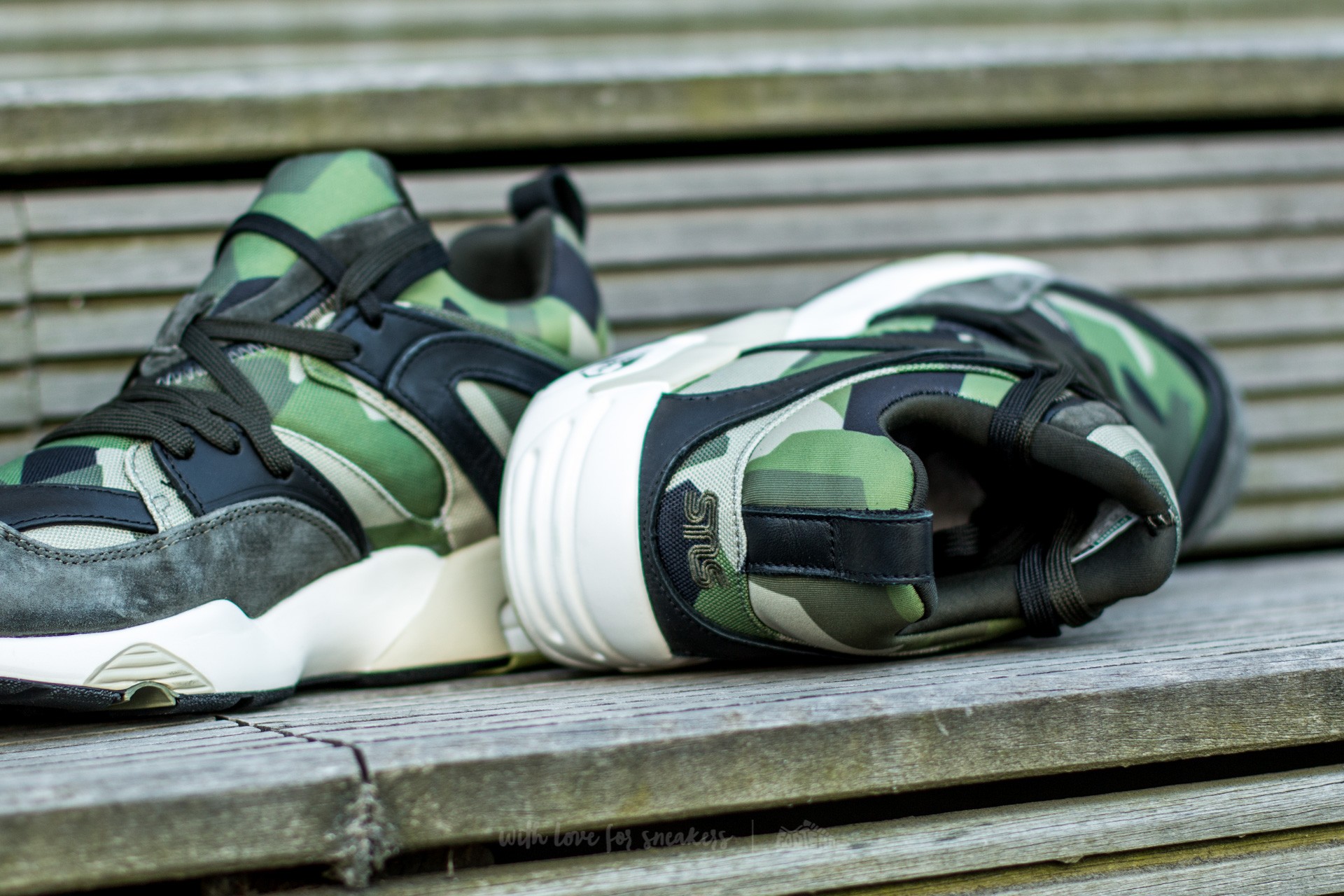 Pánské tenisky a boty Puma Bog Camo x SNS Rosin-Whisper White