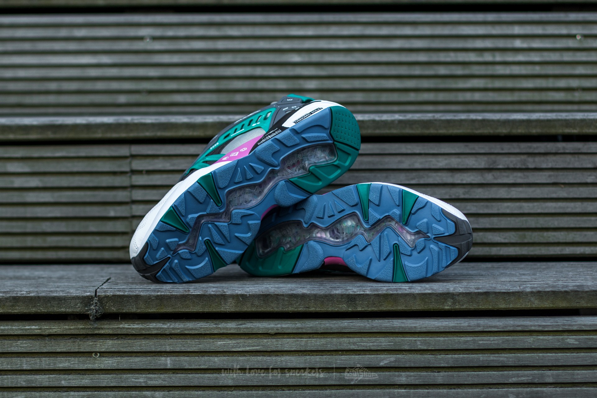 Chaussures et baskets homme Puma Disc by Graphersrock_01 White-Black