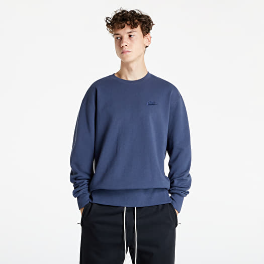 navy blue jumper nike