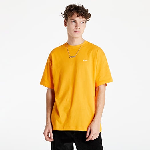 Nikelab t shirt outlet