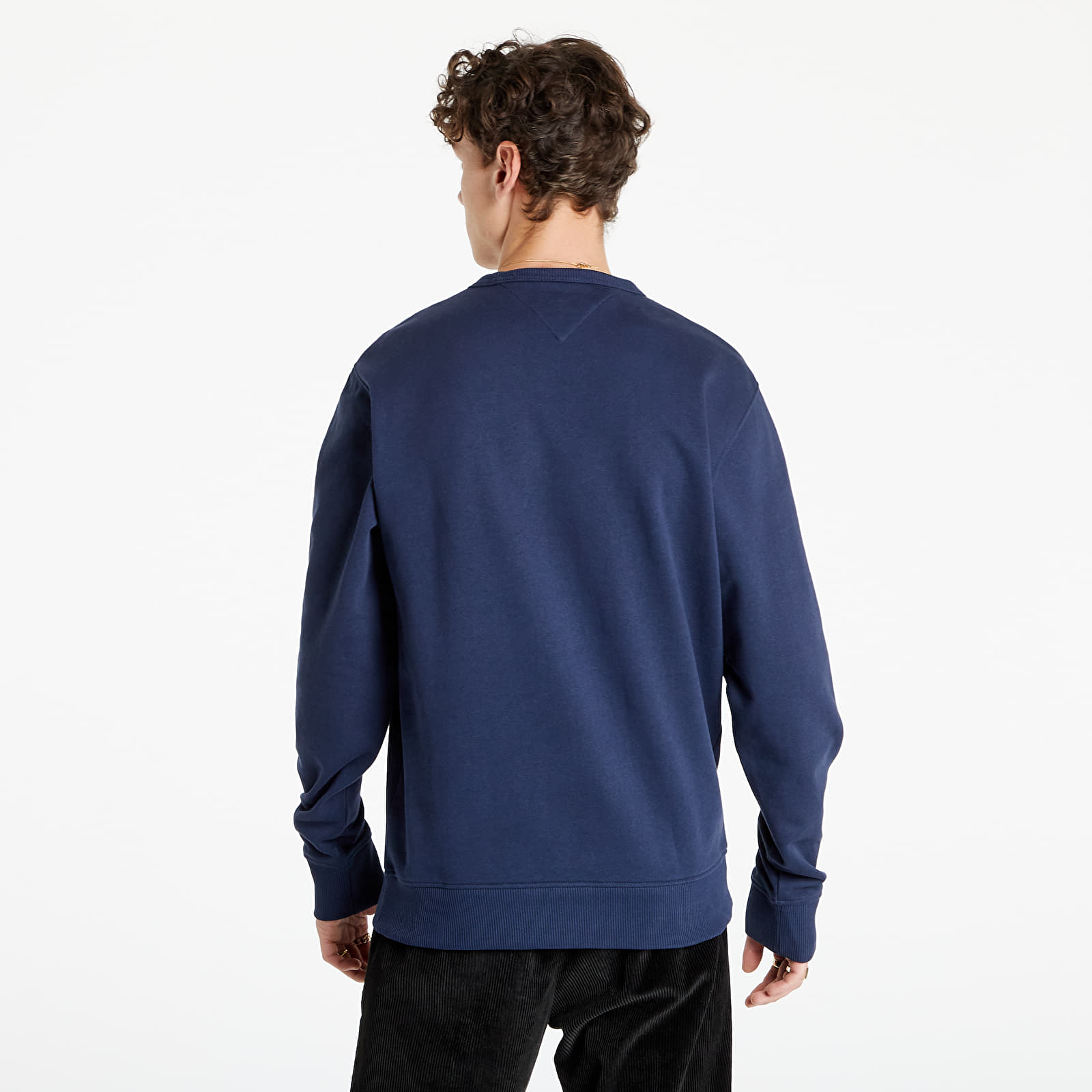 Hoodies and sweatshirts Tommy Jeans Entry Graphic Crew Twilight Navy |  Footshop