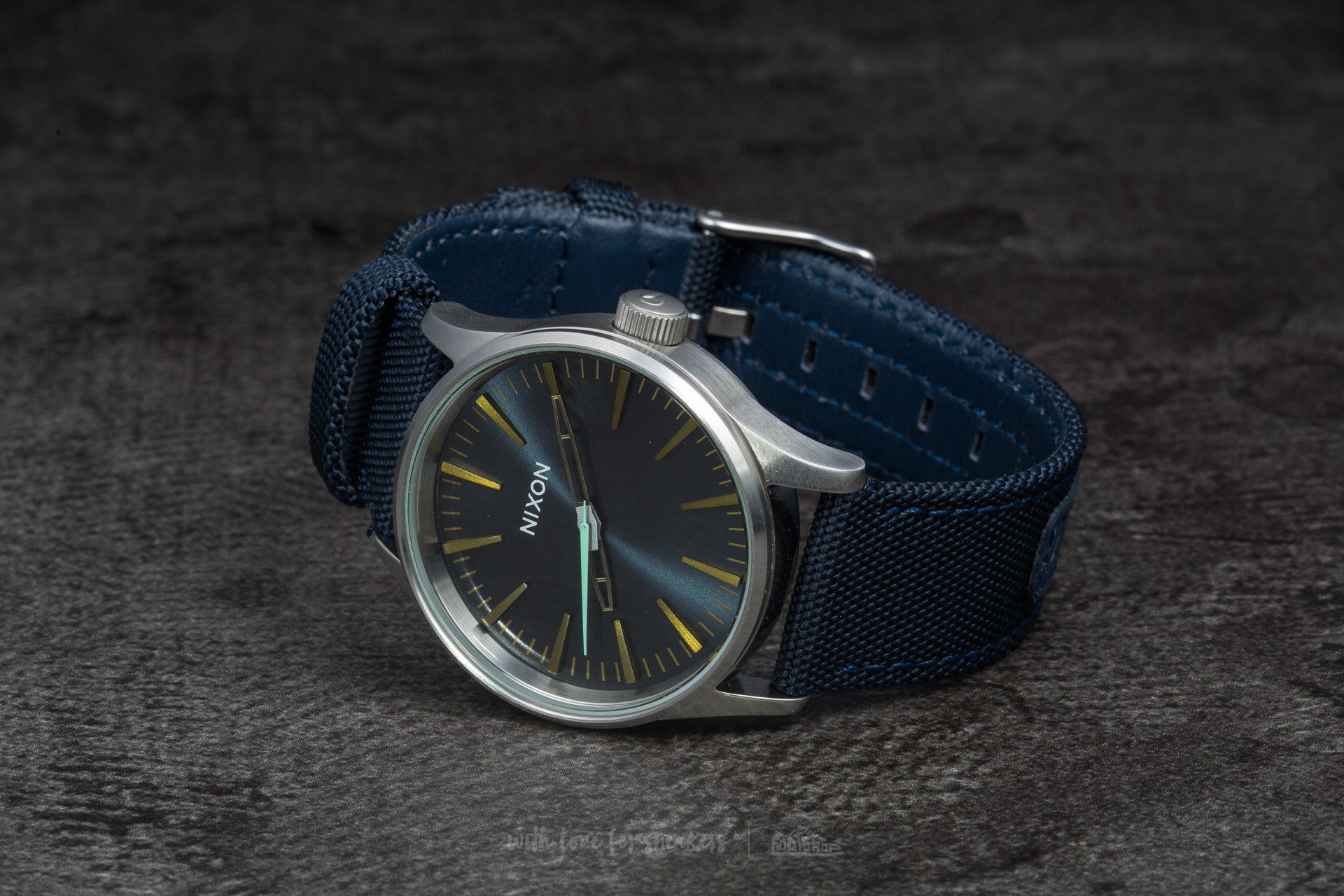 Watches Nixon Sentry 38 Nylon Navy Brass Footshop