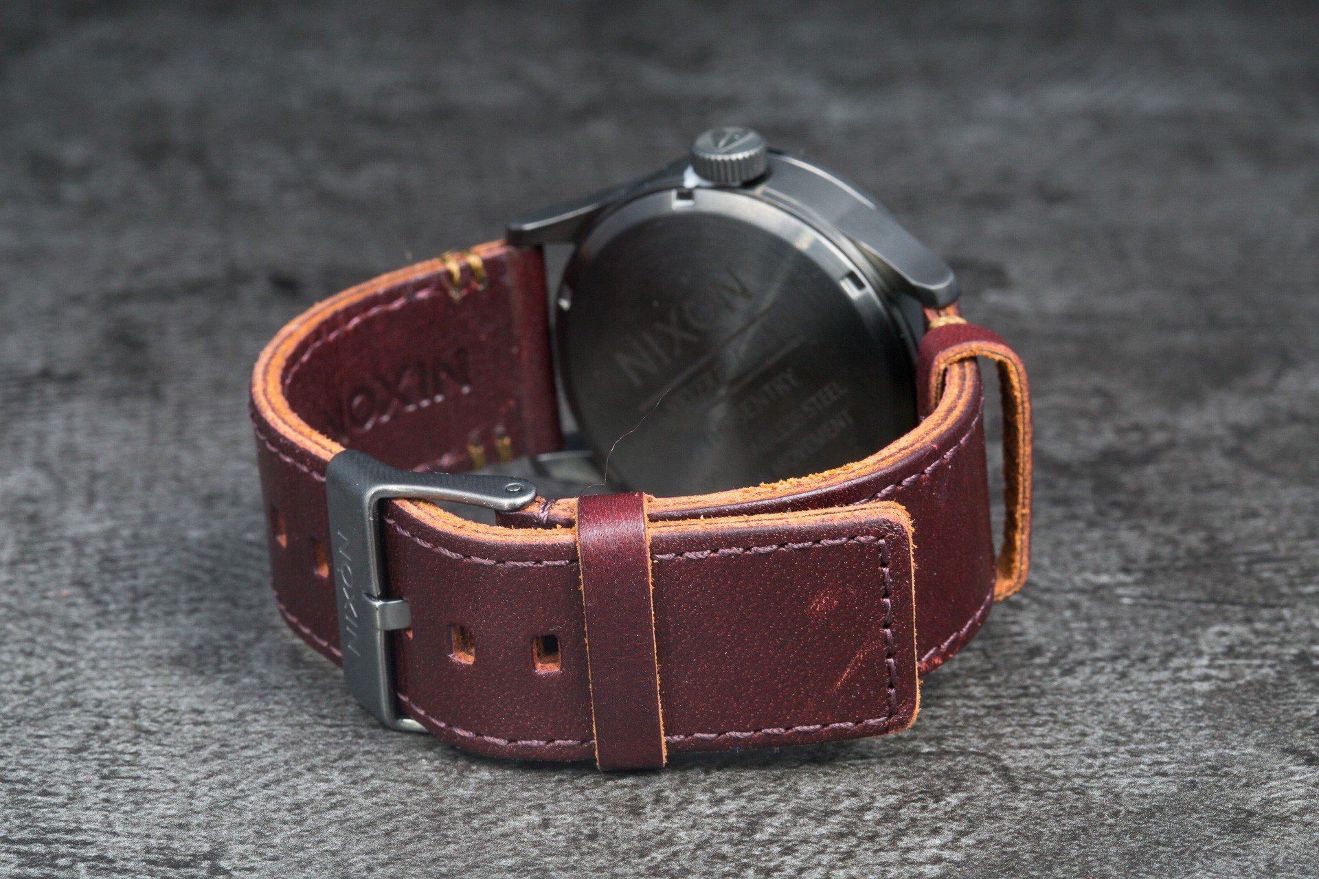Klokker Nixon Sentry Leather Gunmetal/ Deep Burgundy