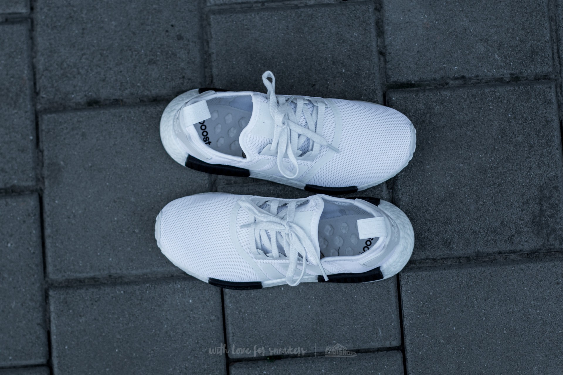 Adidas nmd r1 pitonate bianche new arrivals
