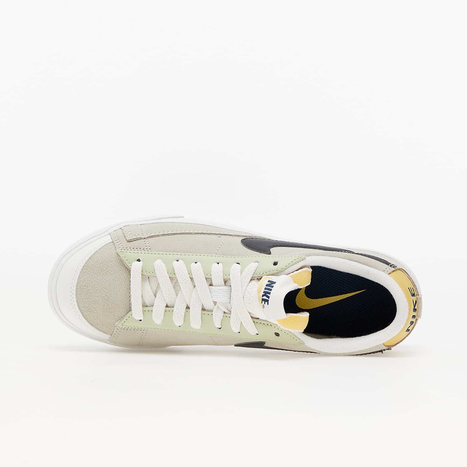 Buty damskie Nike W Blazer Platform Light Stone/ Off Noir-Summit White