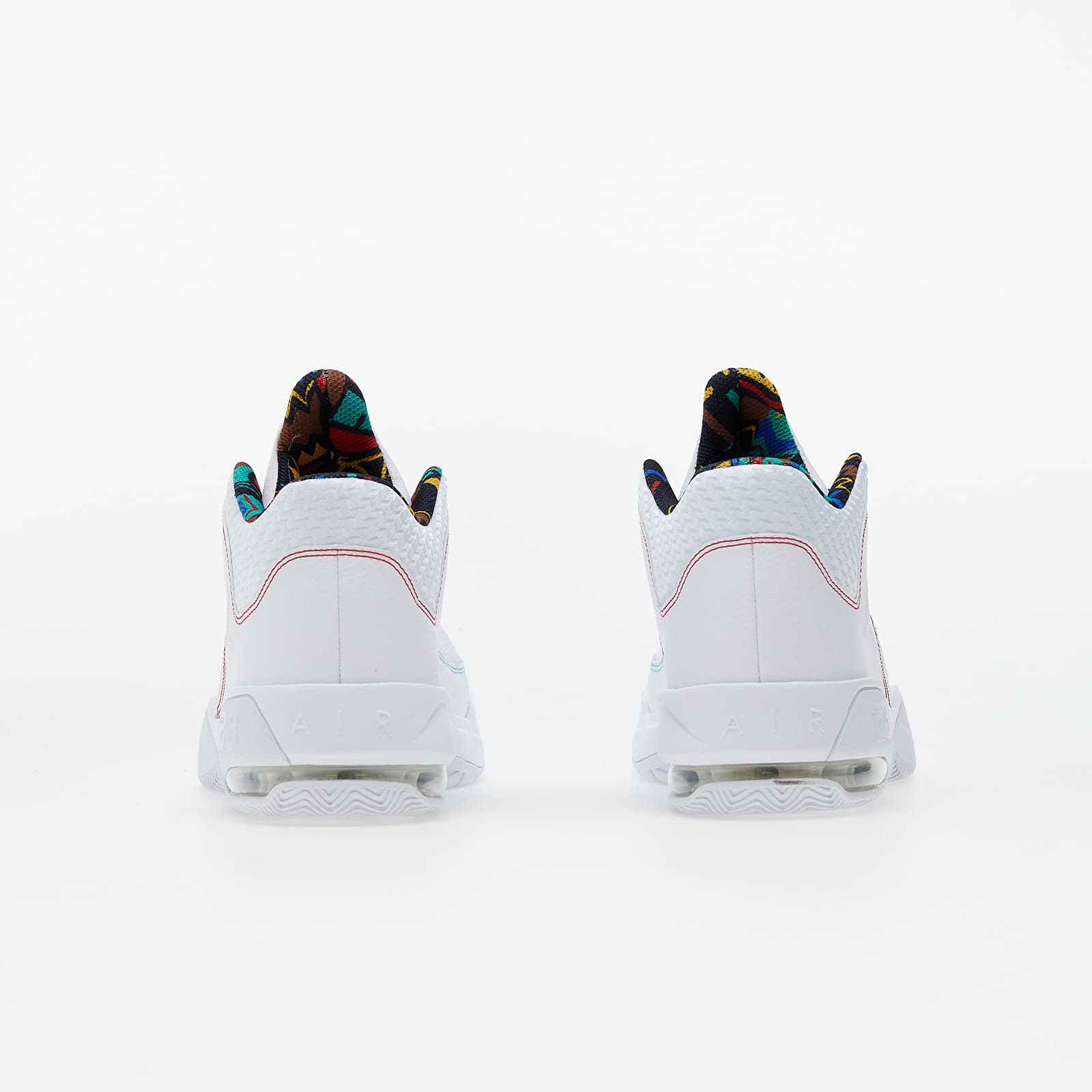 jordan max aura 3 on feet