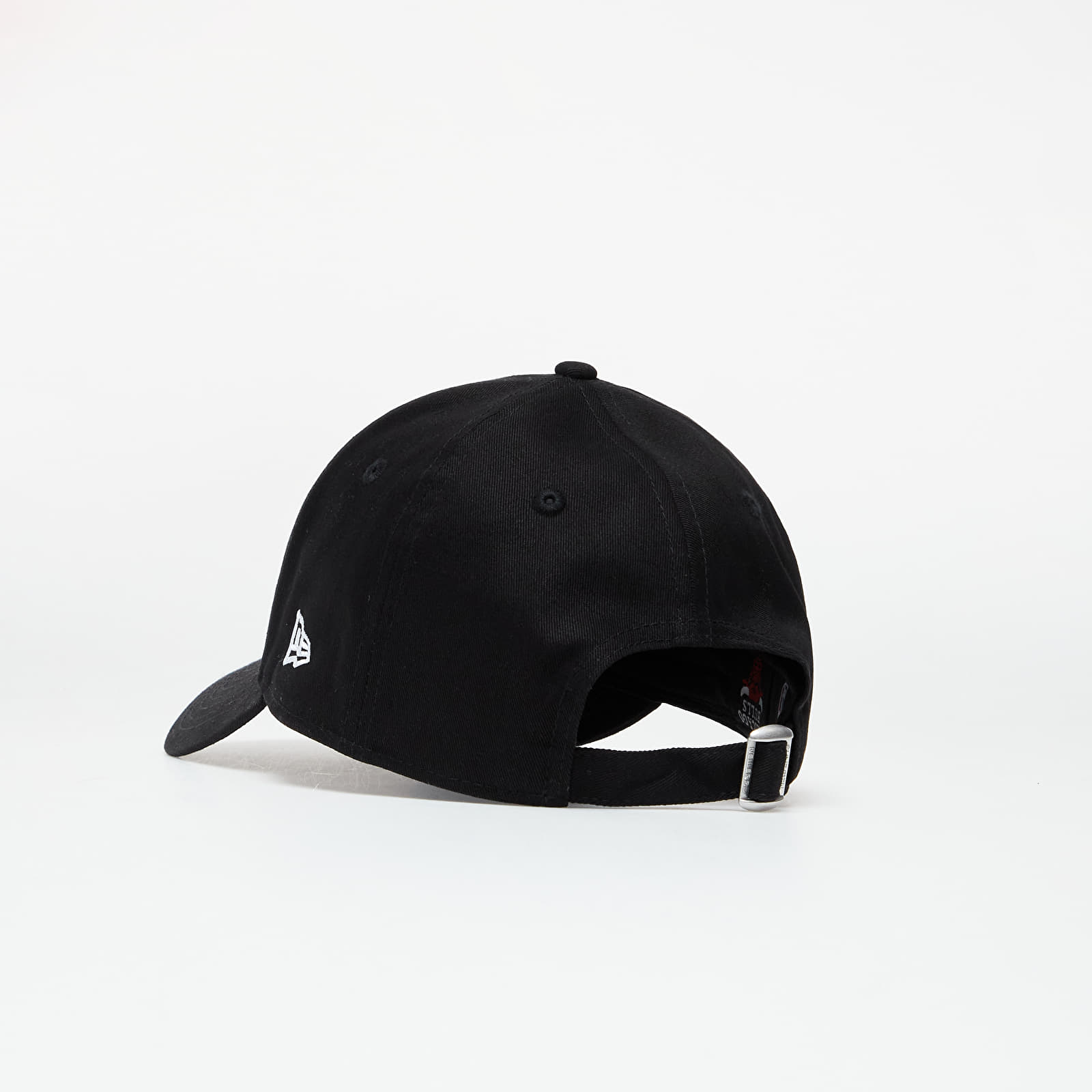 Cepures New Era 940 Nba Essential Outline Chibul Blk