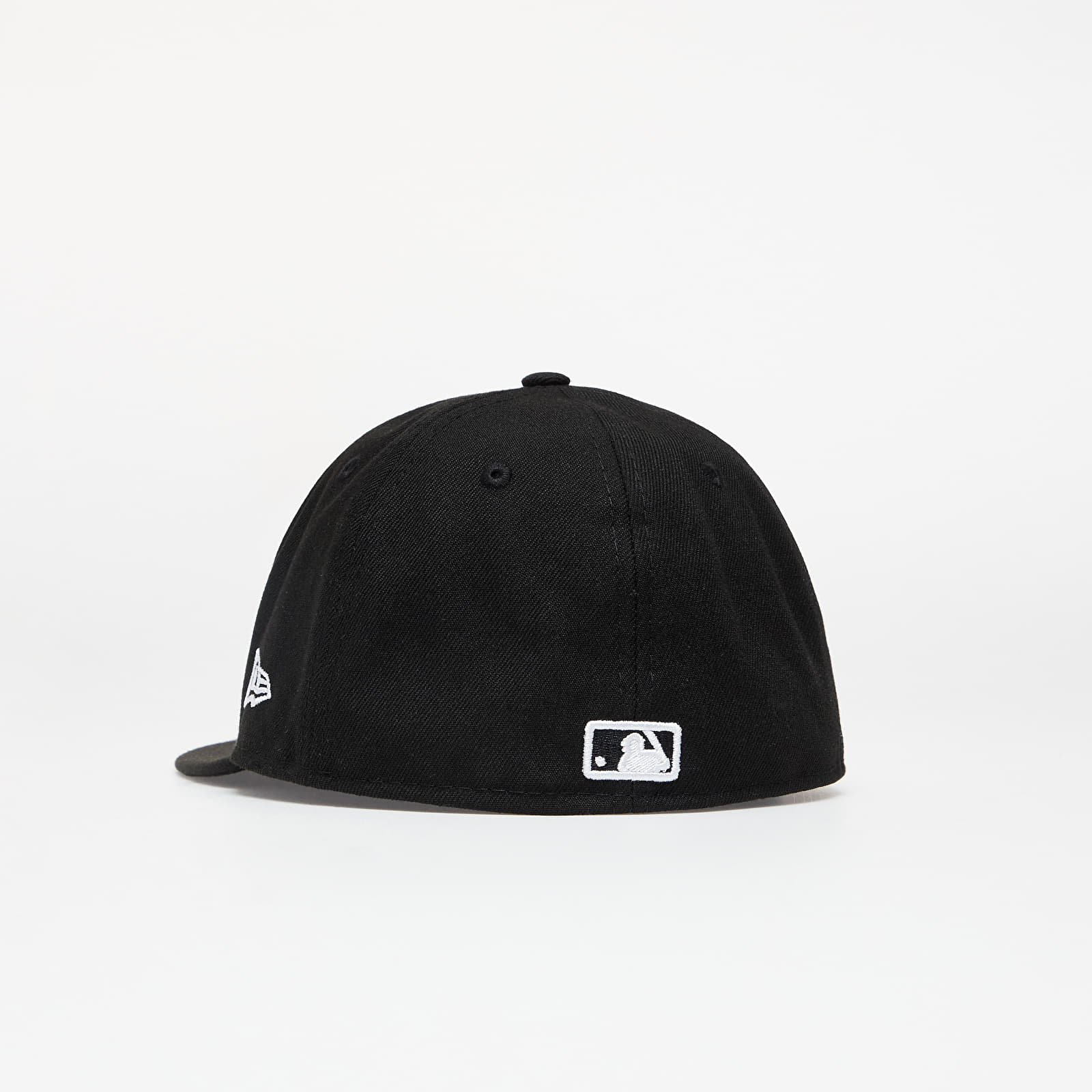 Kšiltovky New Era 59Fifty Mlb Basic Neyyan Black/ White Log