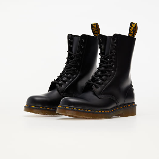 Dr martens 8 shop eye or 10 eye