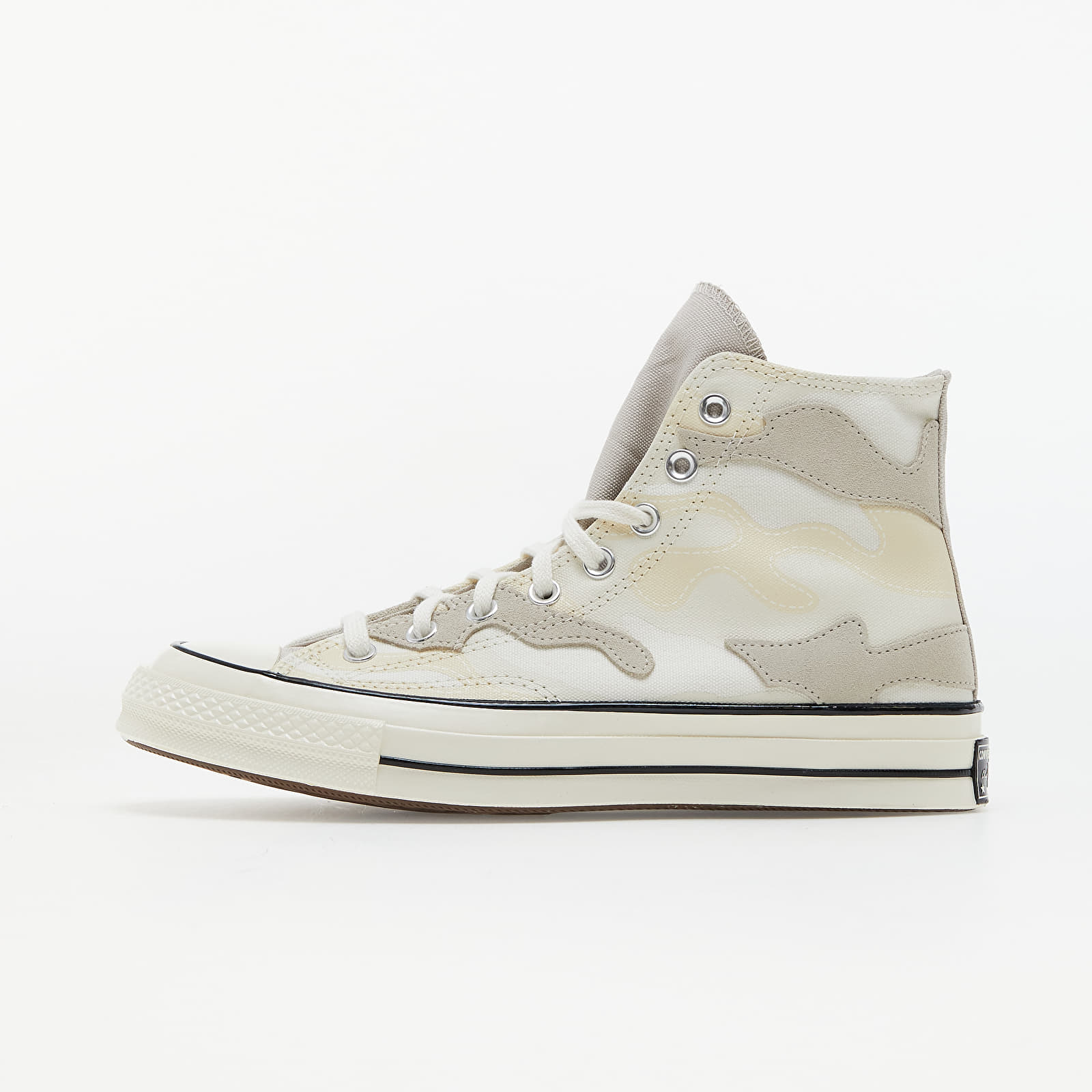 Converse Chuck Taylor All Star Camo Men's Shoes Vintage White-Black-Wh –  Sports Plaza NY