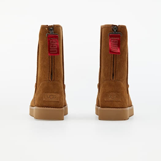 Ugg classic short outlet zip braun