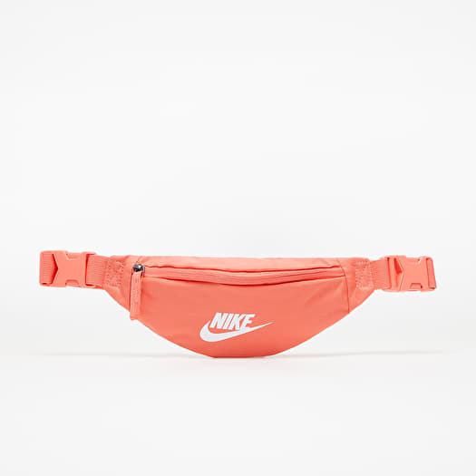 Banane nike orange sales