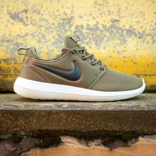 Nike roshe 2 green sales