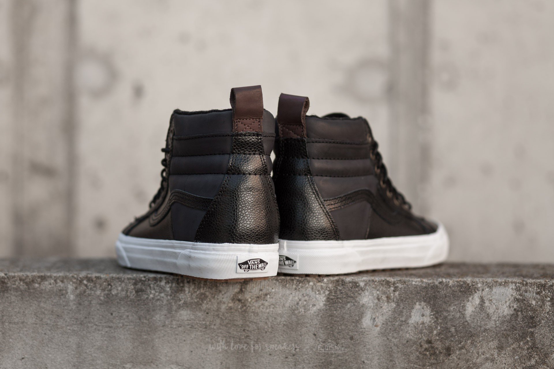 Vans pebble leather best sale sk8-hi 46 mte
