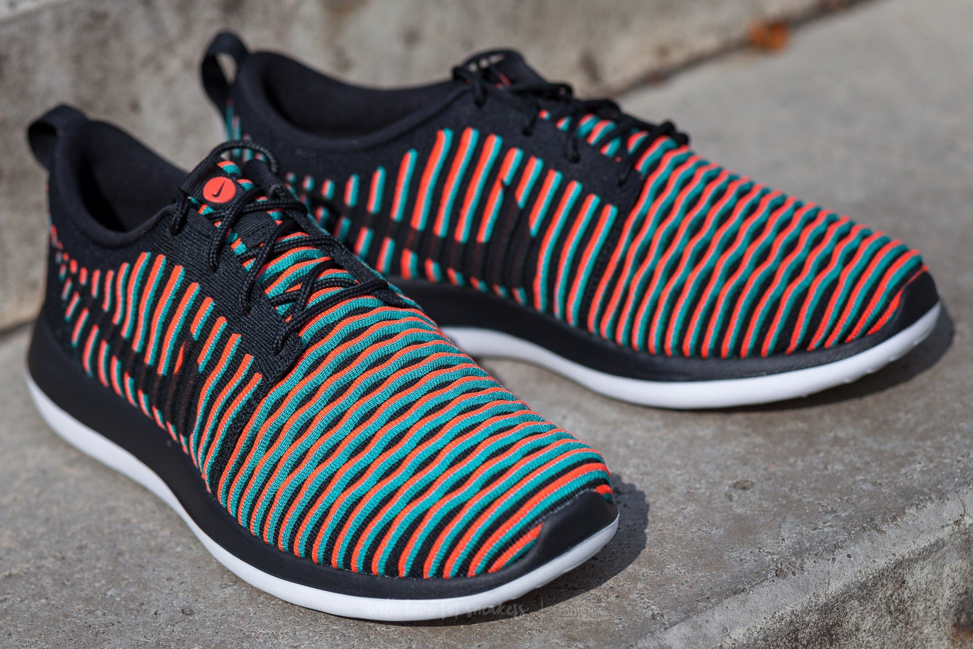 Pánske tenisky a topánky Nike Roshe Two Flyknit Black/ Black-Bright Crimson-Clear Jade