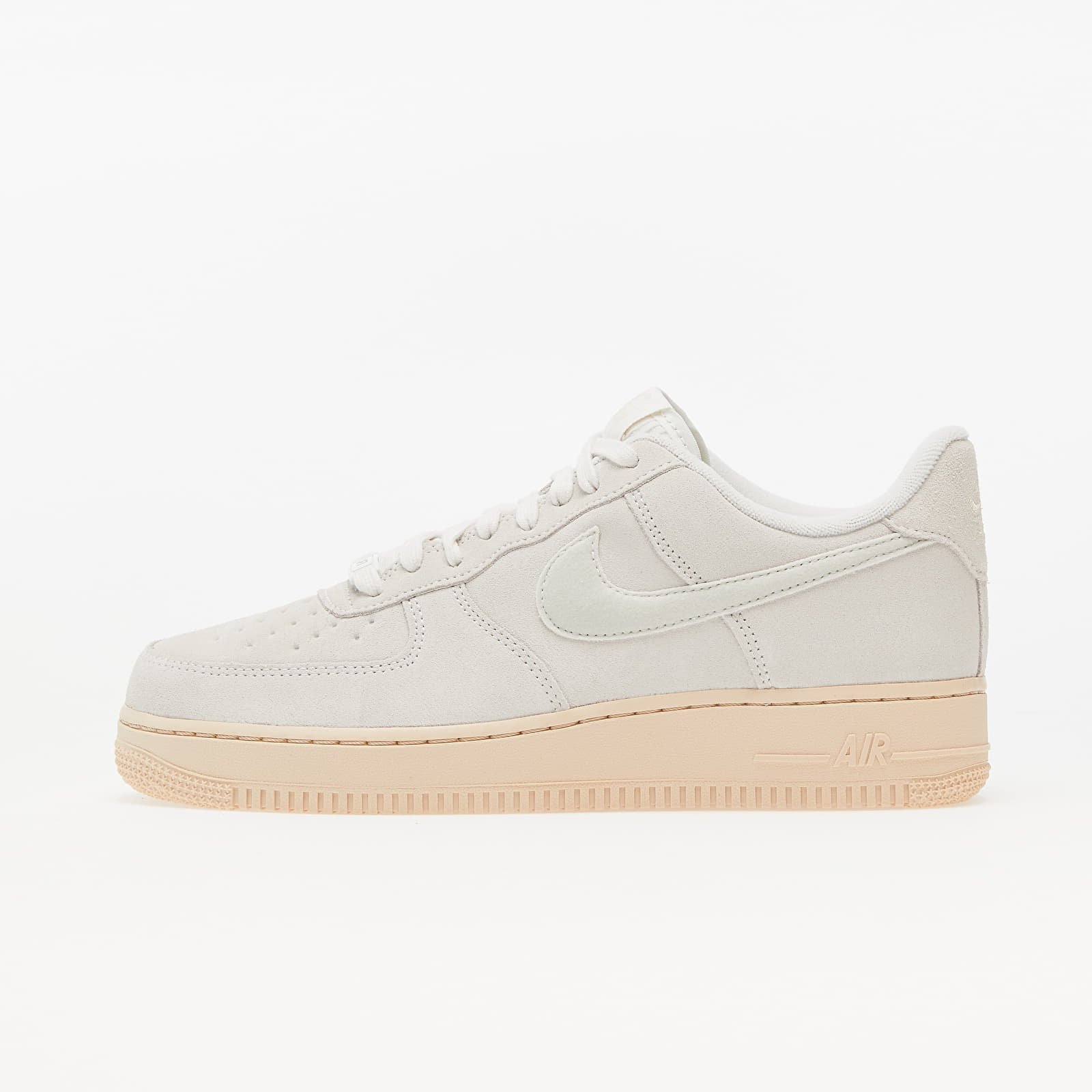 Nike air hotsell force pearl white