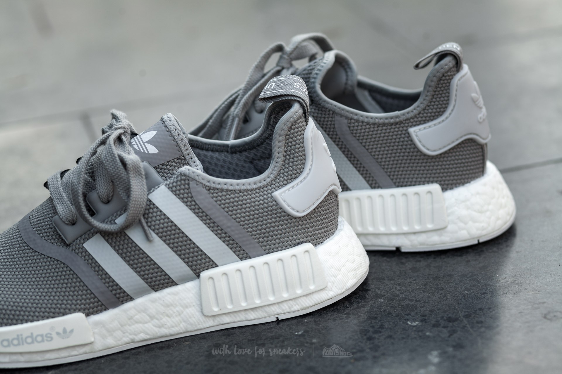 Nmd r1 charcoal grey hotsell