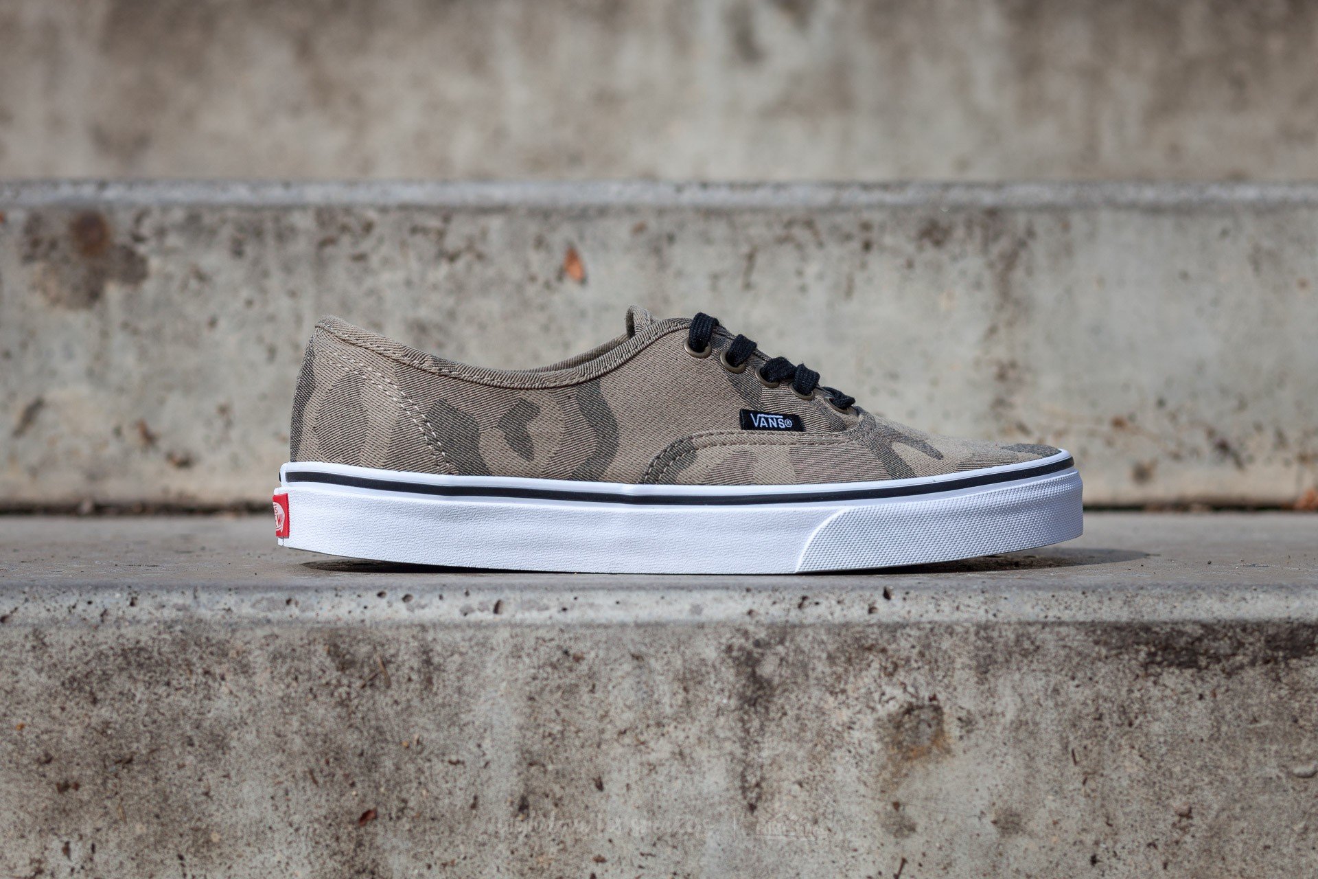 Vans camo jacquard online
