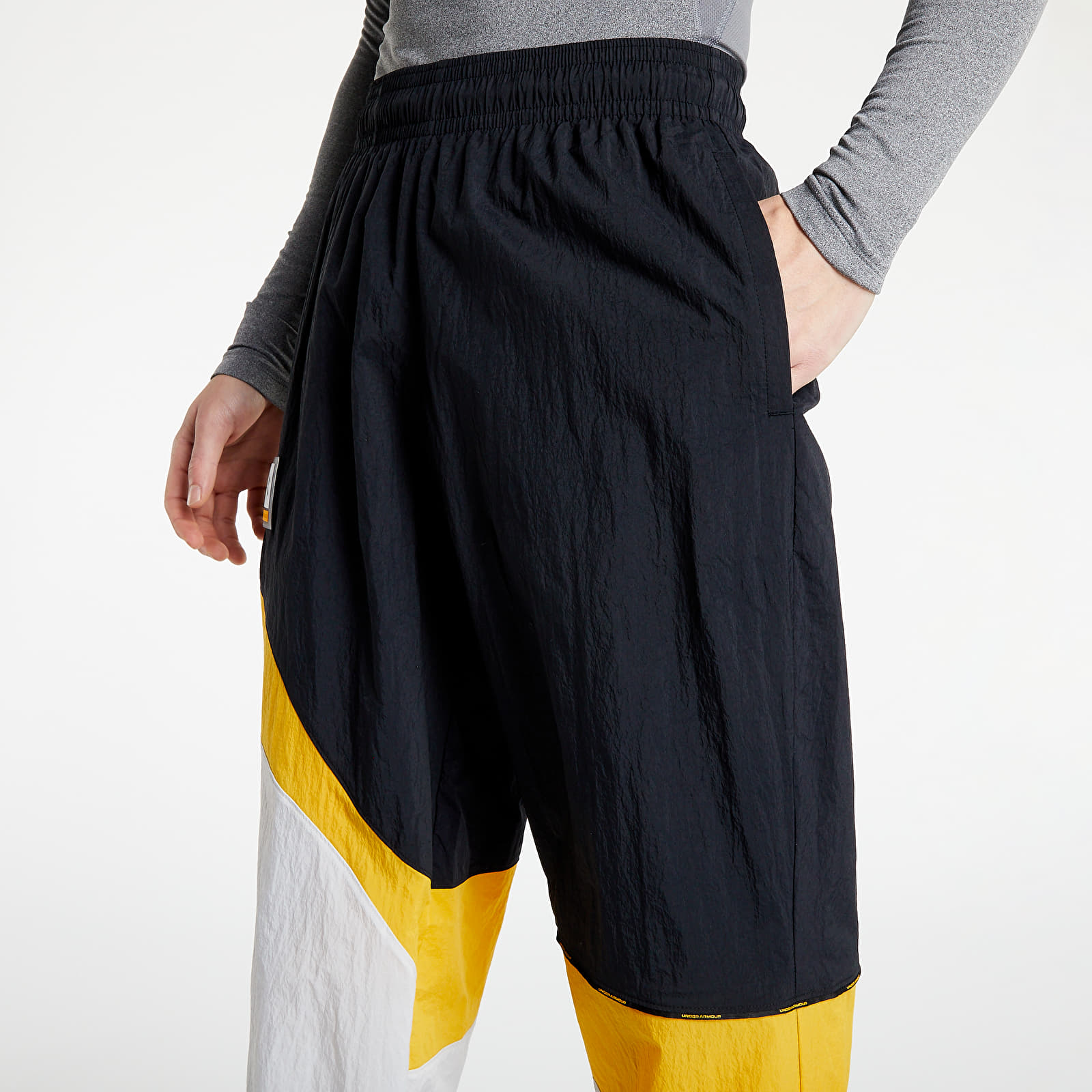 Kalhoty Under Armour 21230 Wind Pant Black