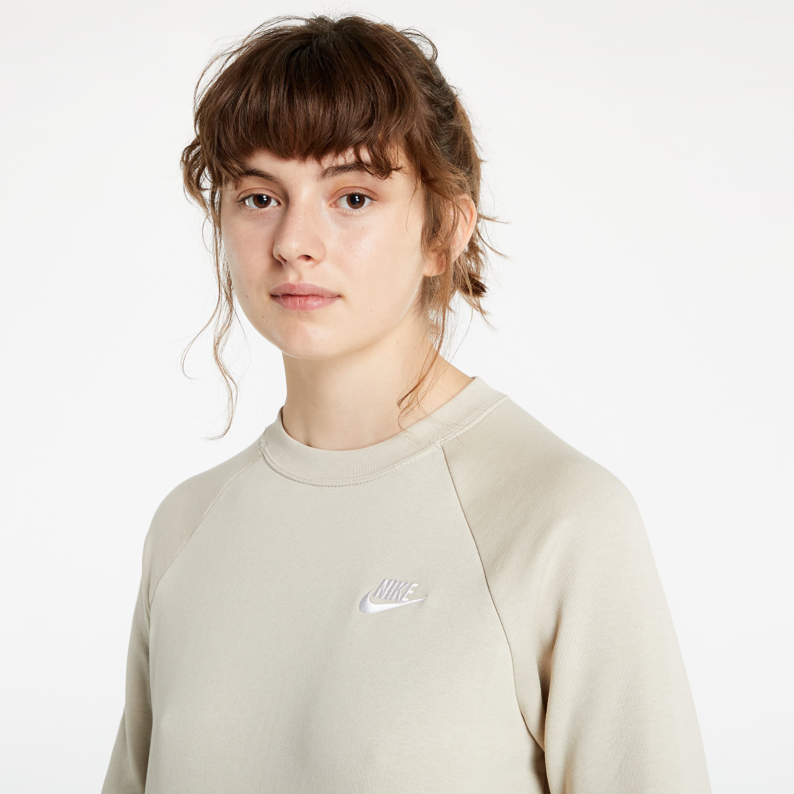 Nike sportswear essentials new arrivals fleece crew sweate