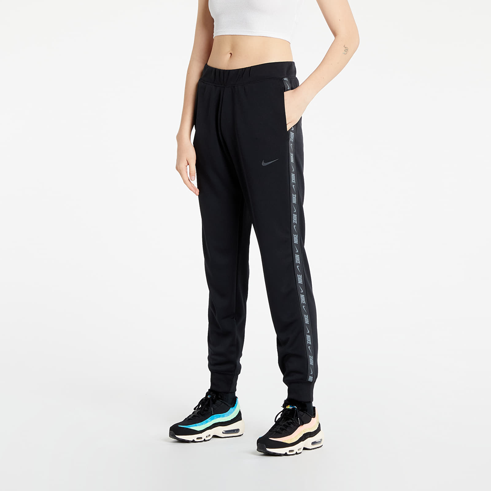 Kalhoty Nike NSW Pocket Tape Reg Pants Black