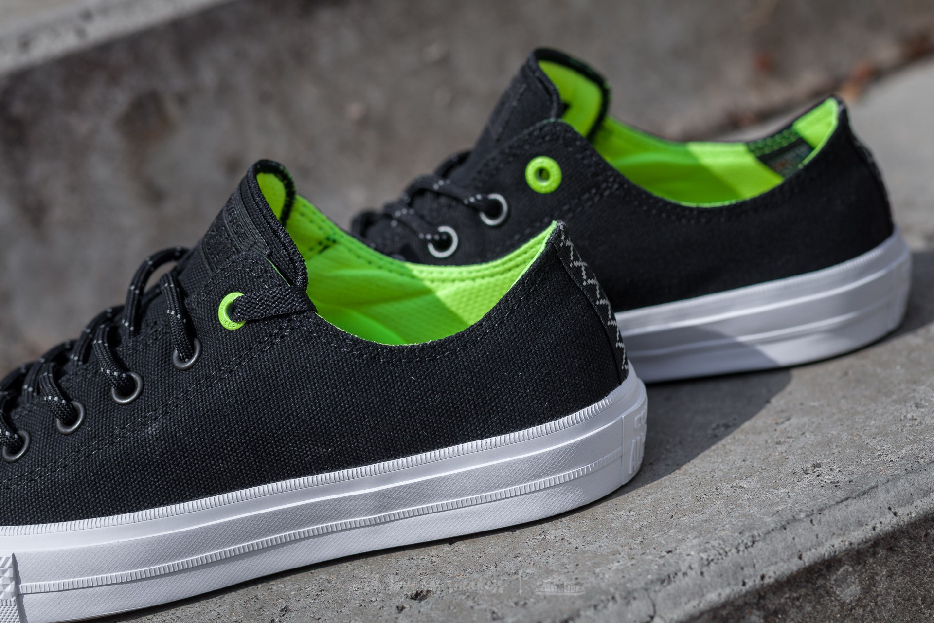 Men's converse chuck taylor all star ii ox sales