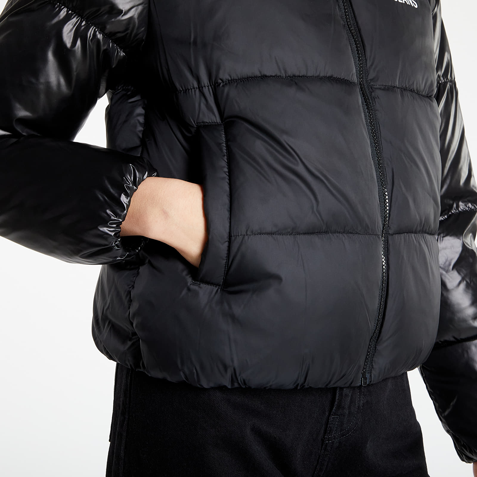 Jassen Calvin Klein Jeans Institutional Lw Padded Jacket Ck Black